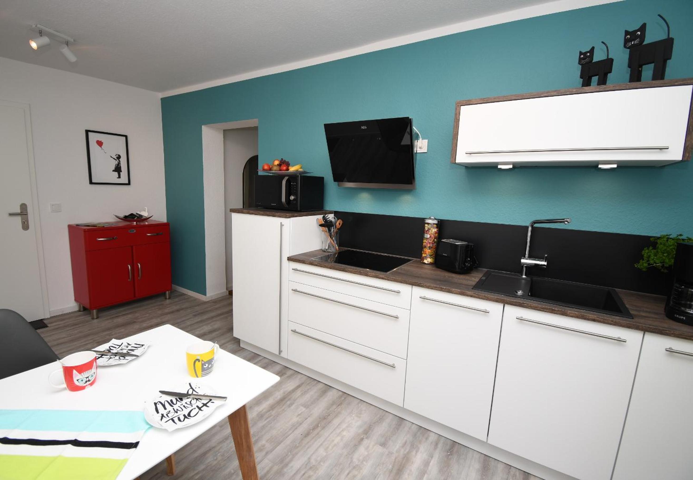 Apartment with Balcony - Photo 13