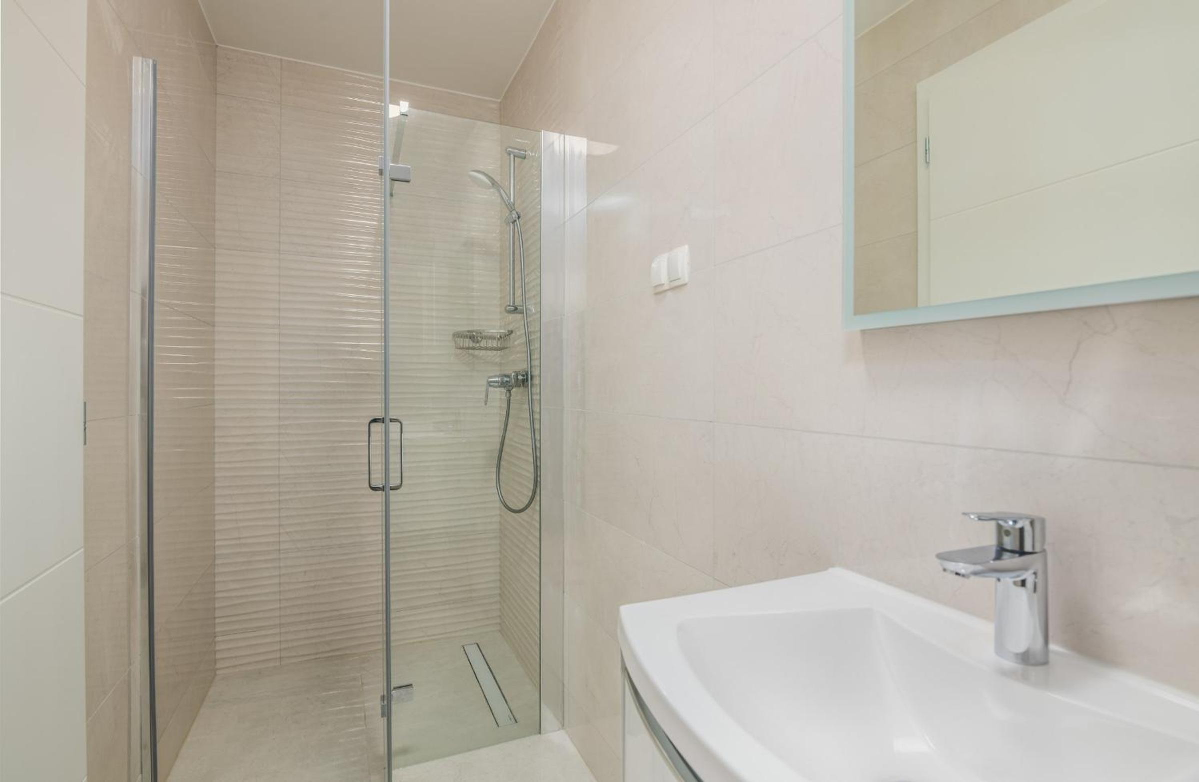 Standard Apartment - Photo 8