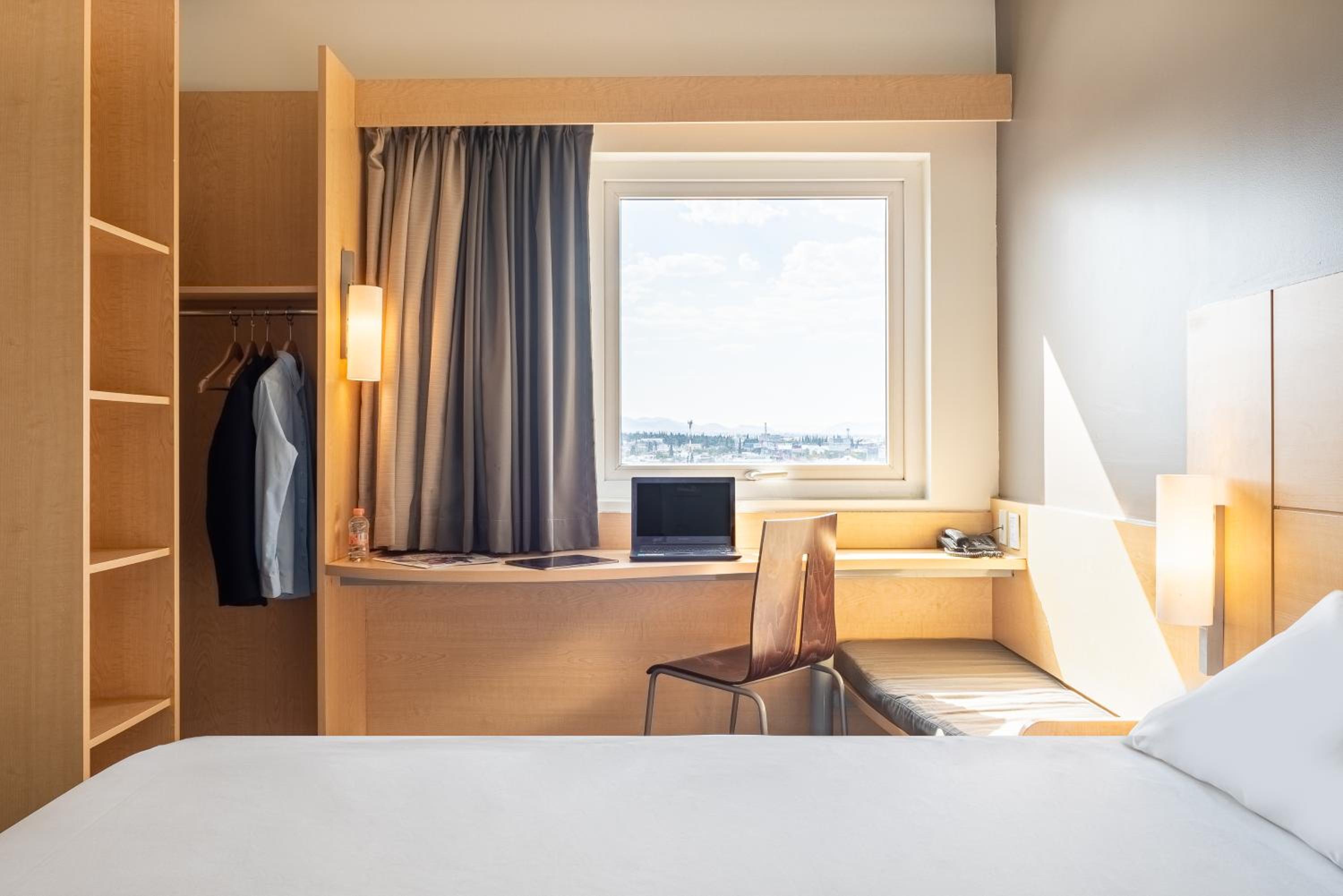 Double Room - Photo 5