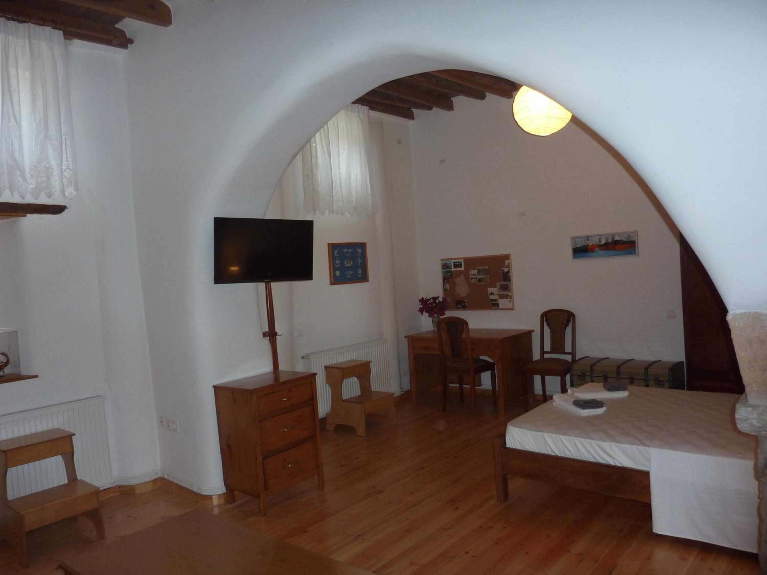 Classic Apartment photo 3