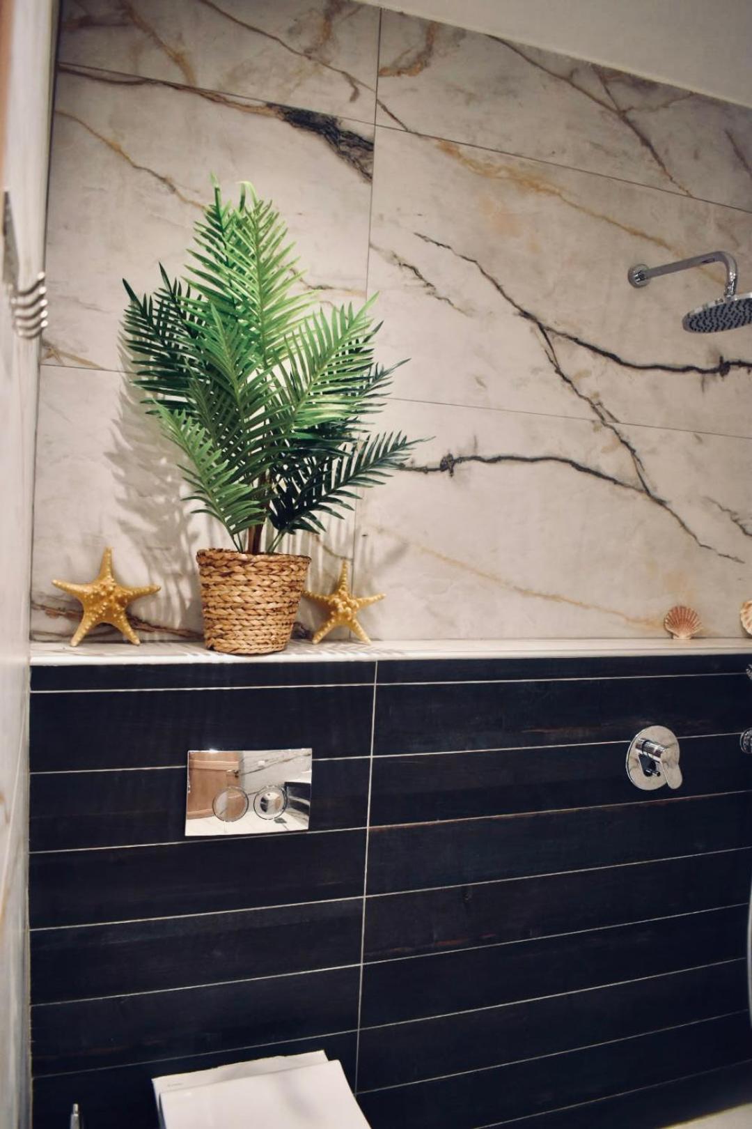 Two-Bedroom House photo 3