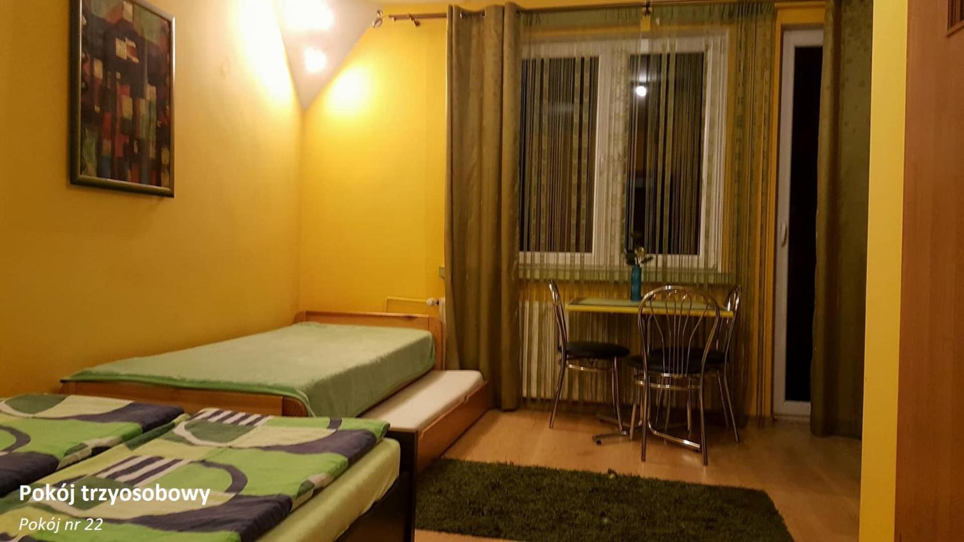 Triple Room - Photo 9