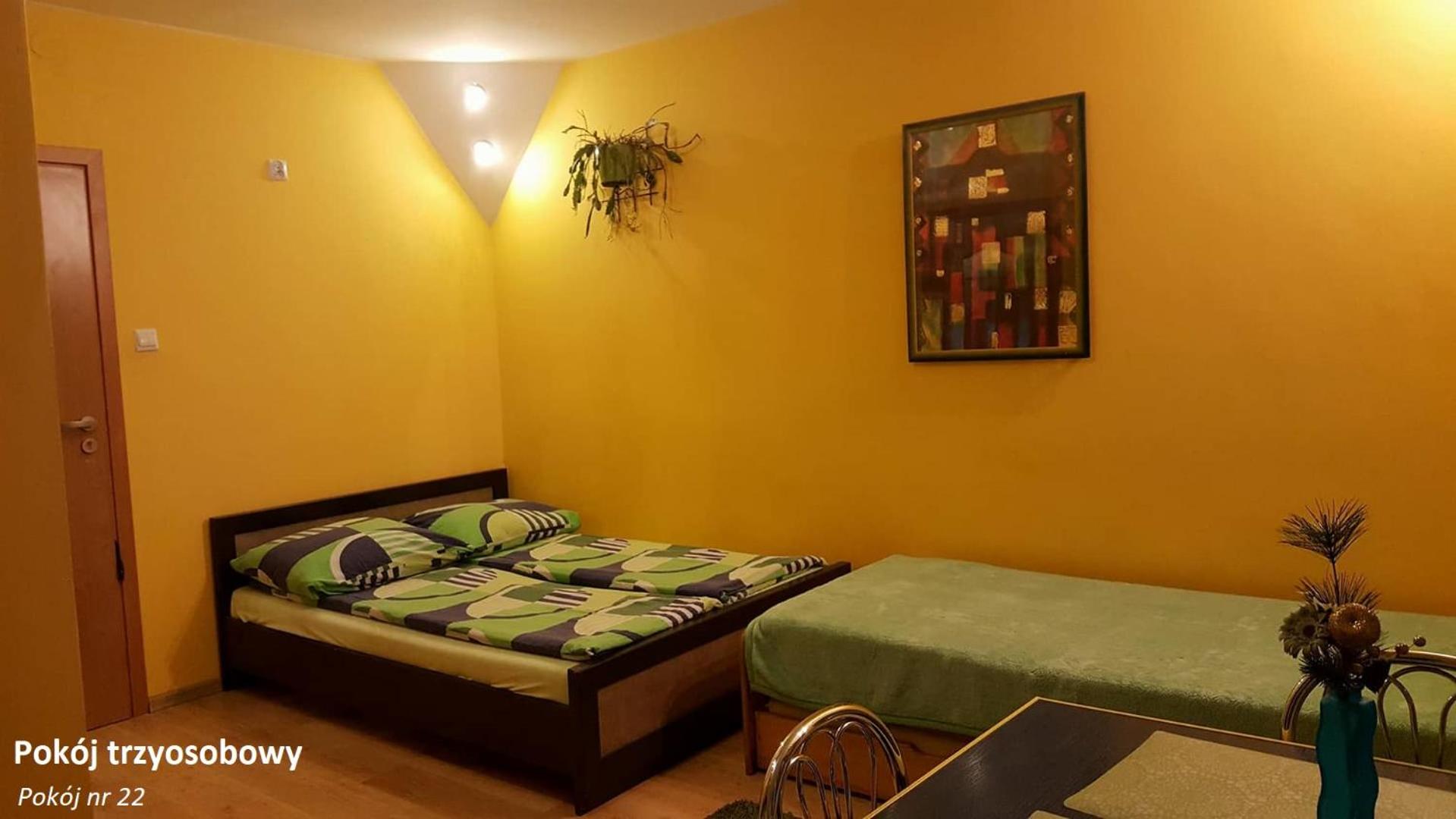 Triple Room - Photo 11