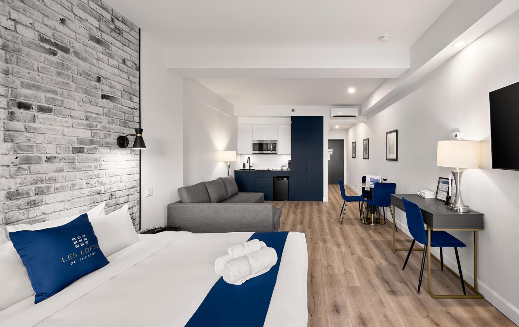 Loft - 606 + Parking - Photo 3