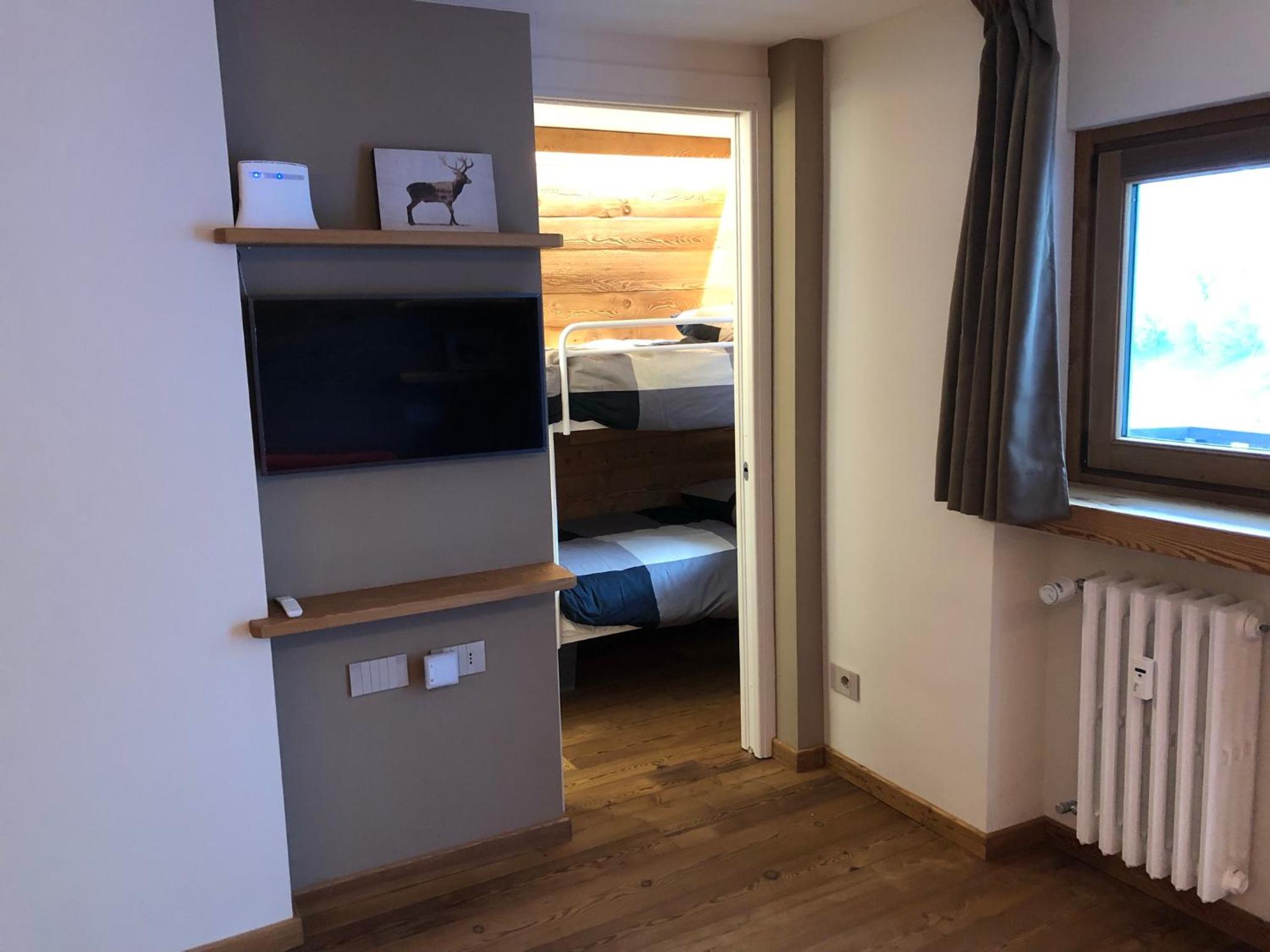 One-Bedroom Apartment - Photo 1