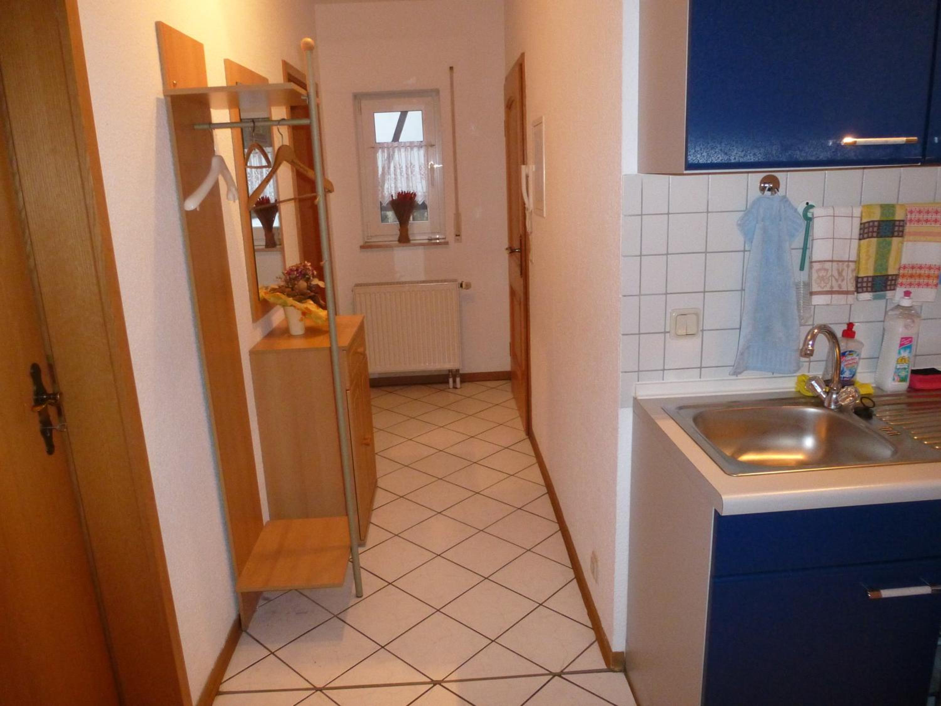Apartment with Shower - Photo 4