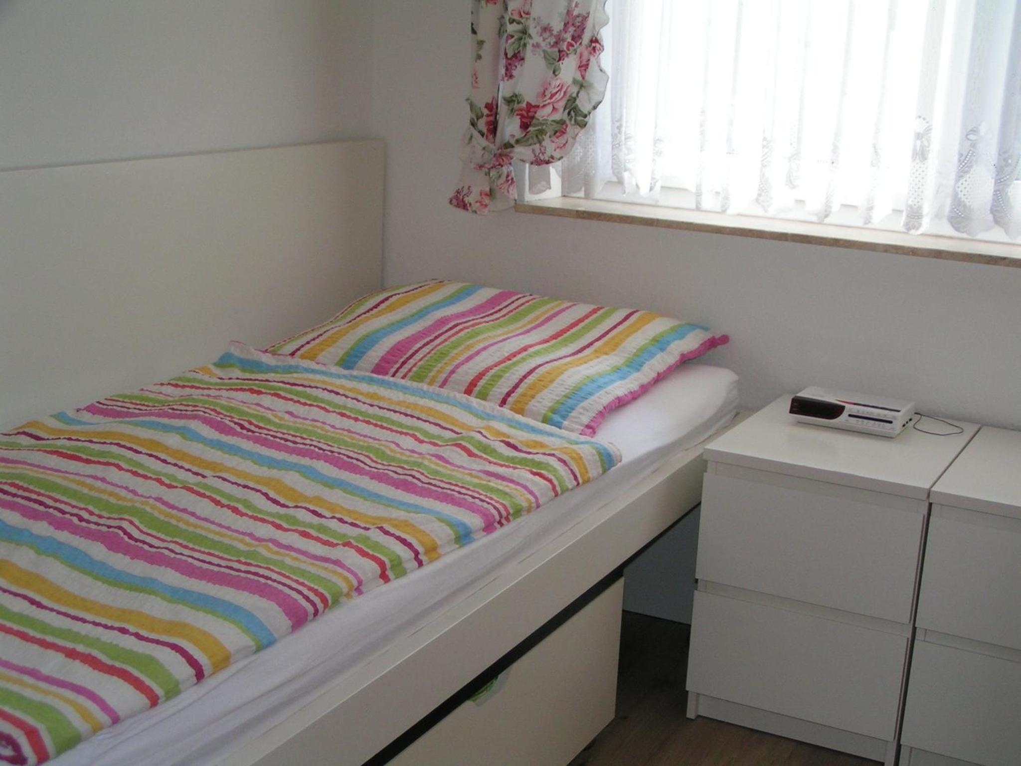 Apartment with Shower - Photo 24