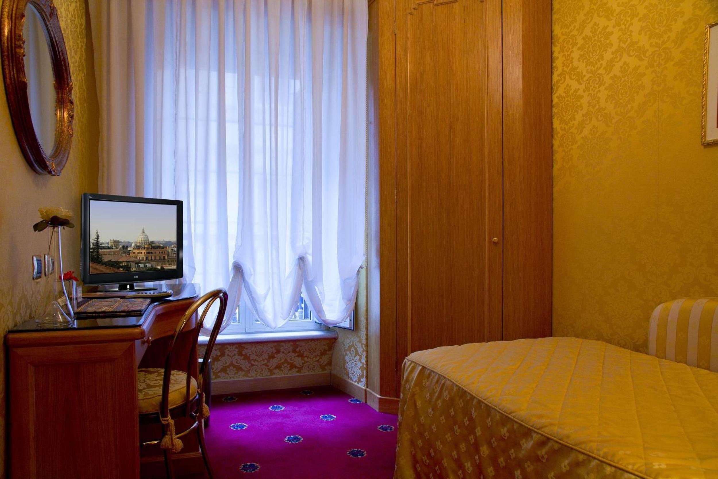 Single Room