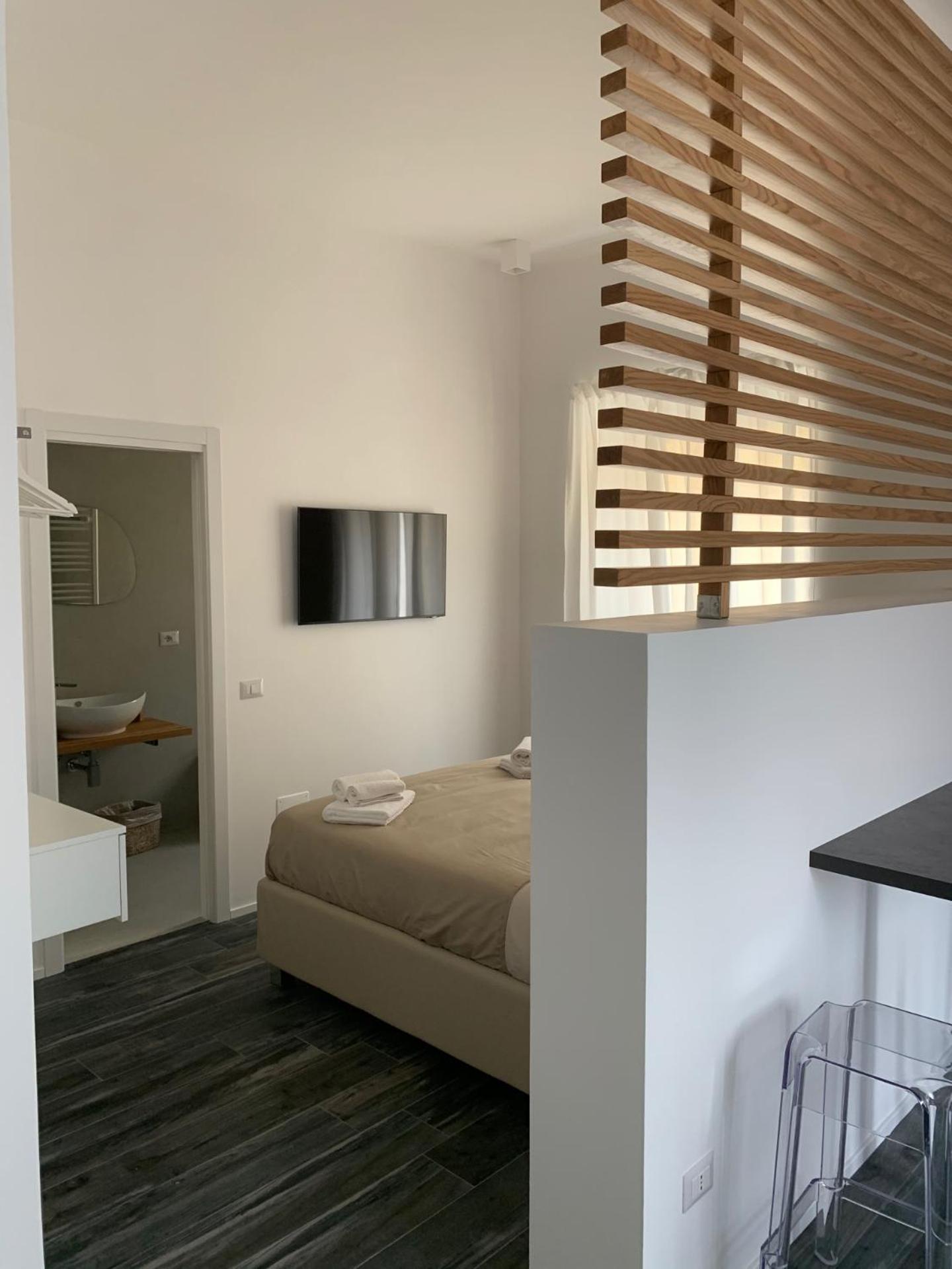Deluxe Double Studio - Photo 6