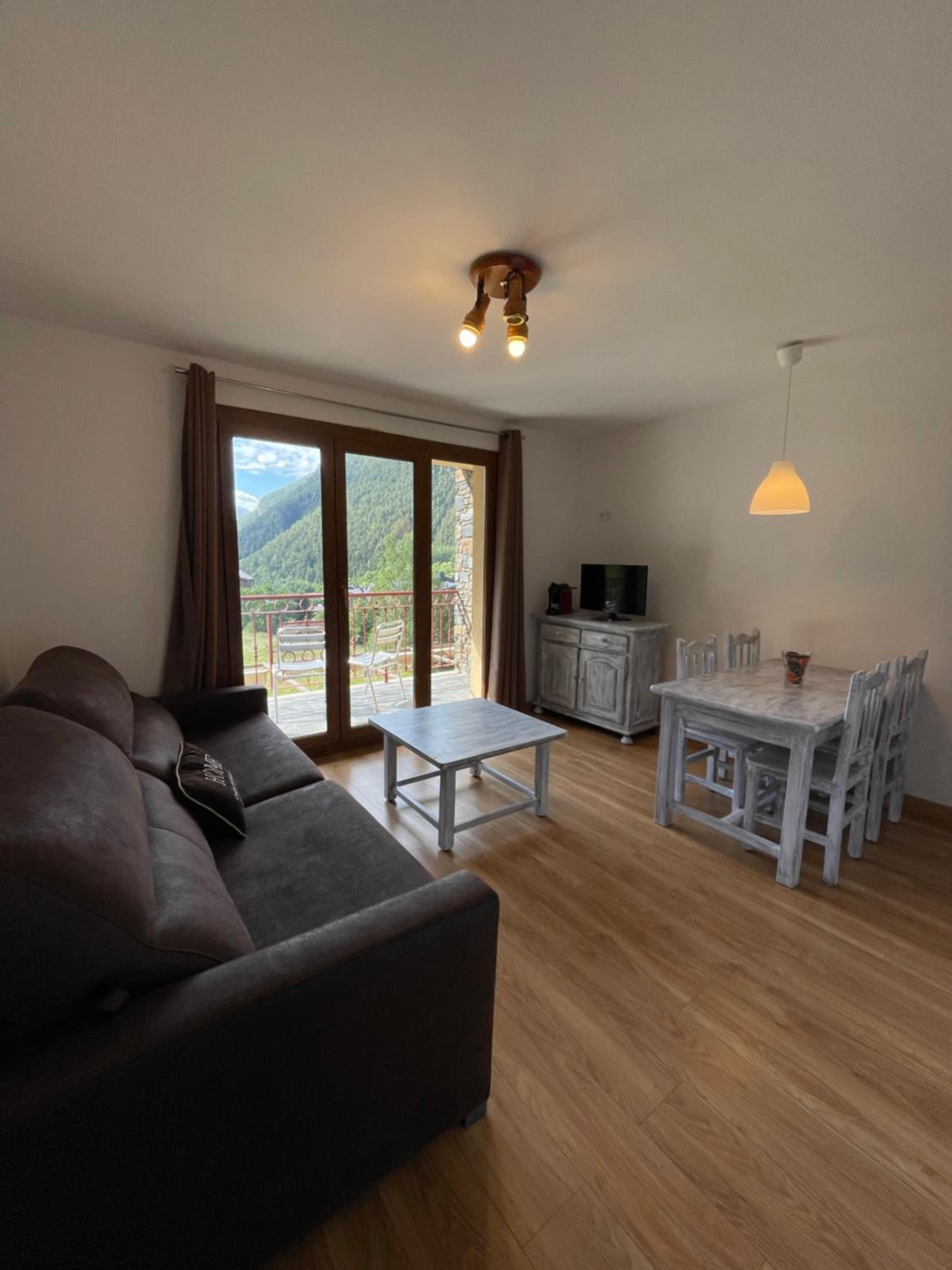 Apartment with Balcony and Mountain View	 photo 1
