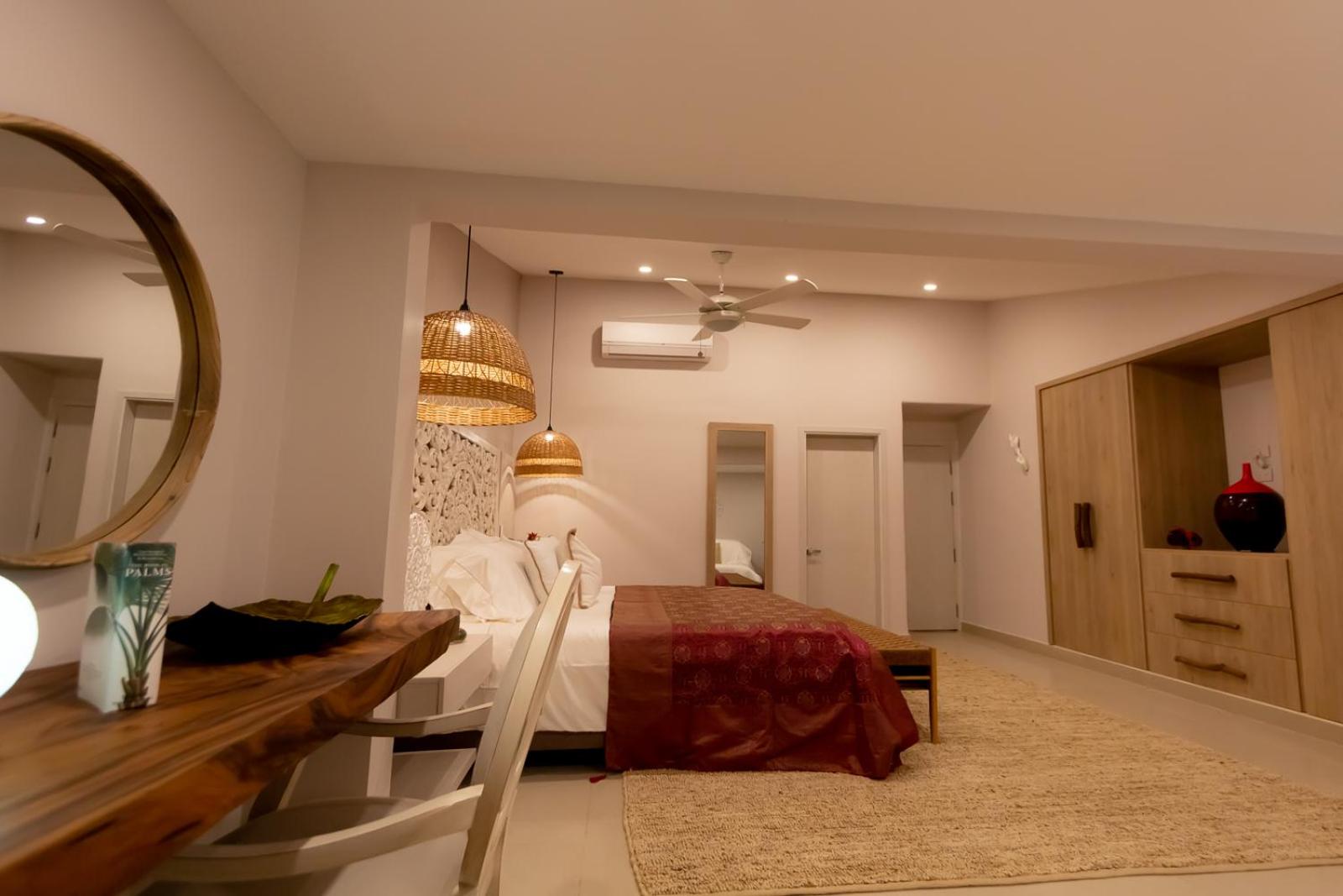 Deluxe Suite - Photo 7