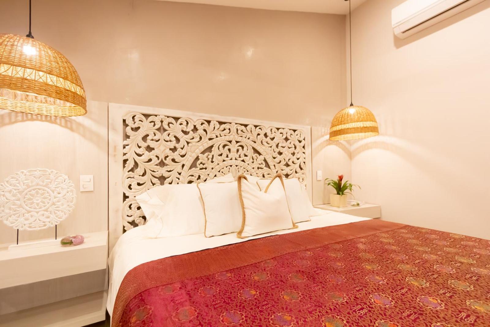 Deluxe Suite - Photo 9