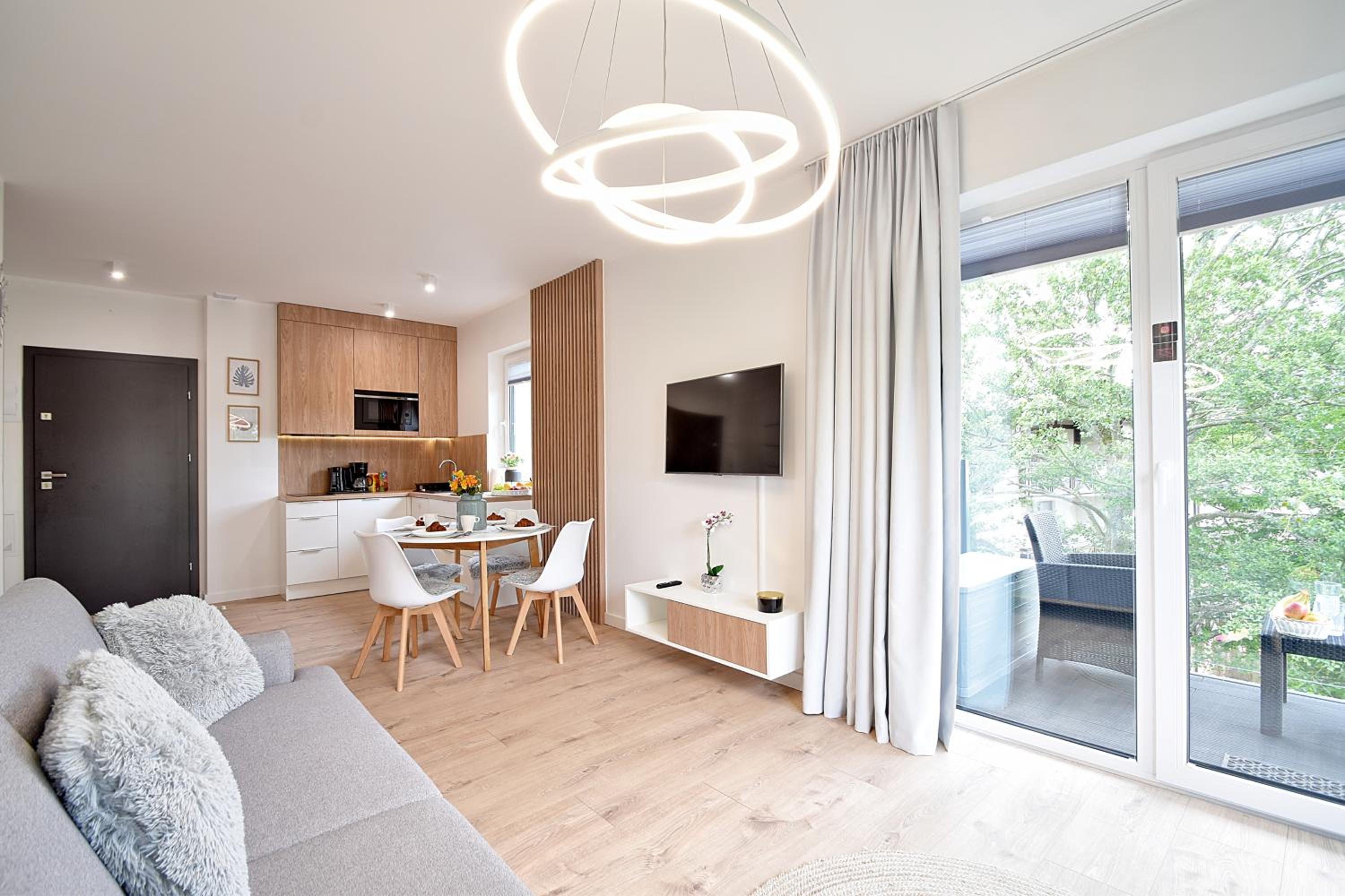 One-Bedroom Apartment - Photo 8