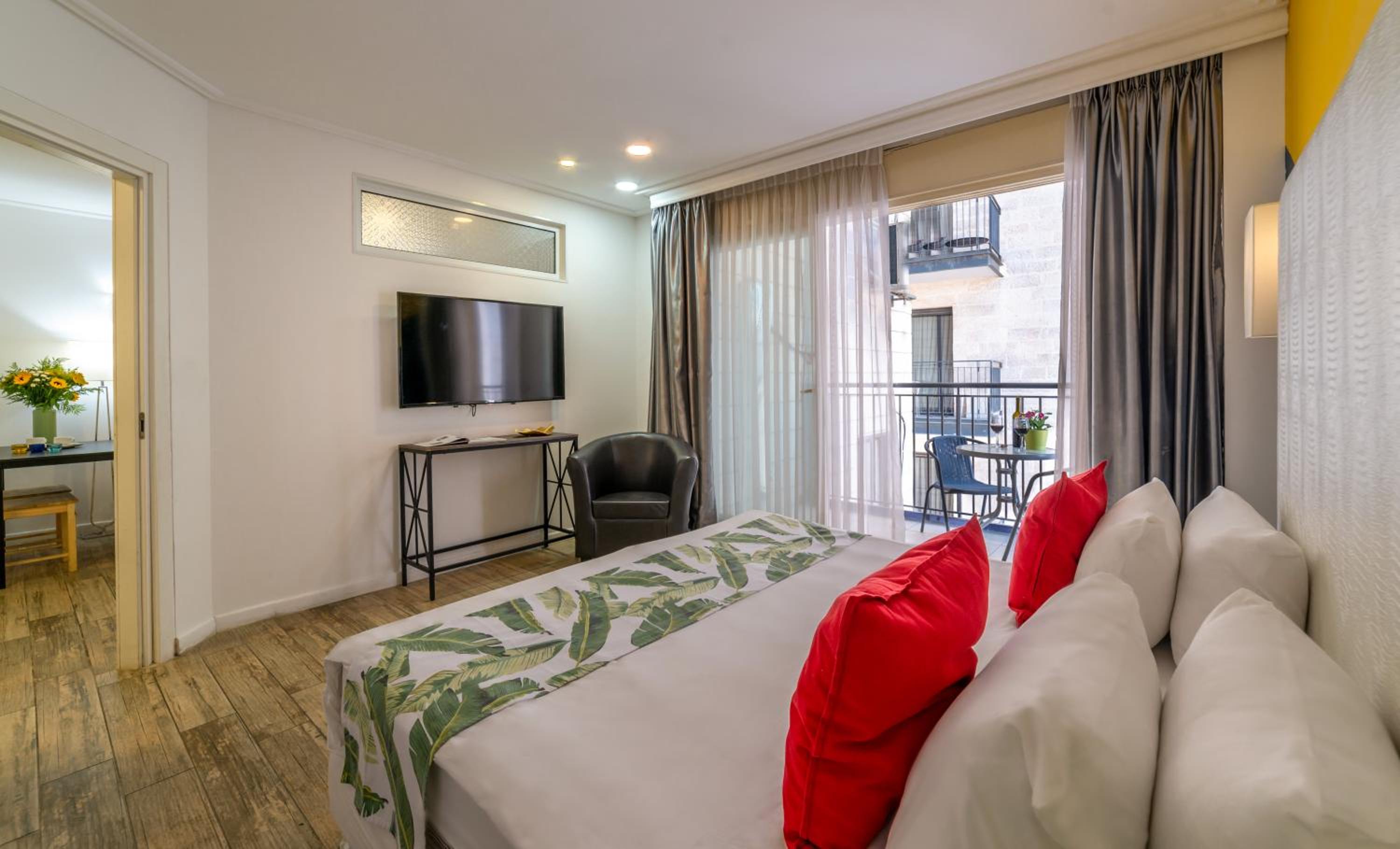 Deluxe Quadruple Room