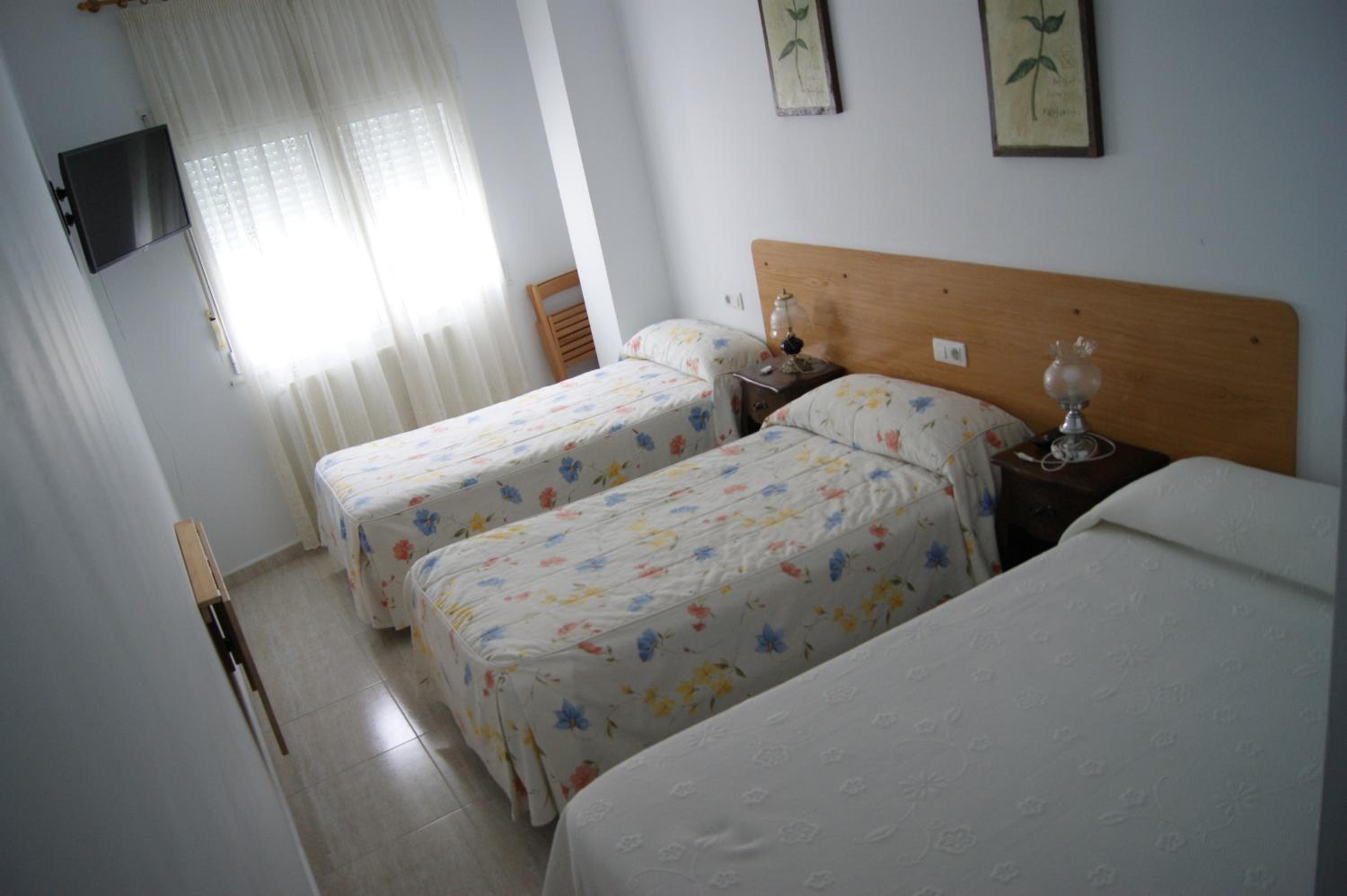 Triple Room - Photo 1