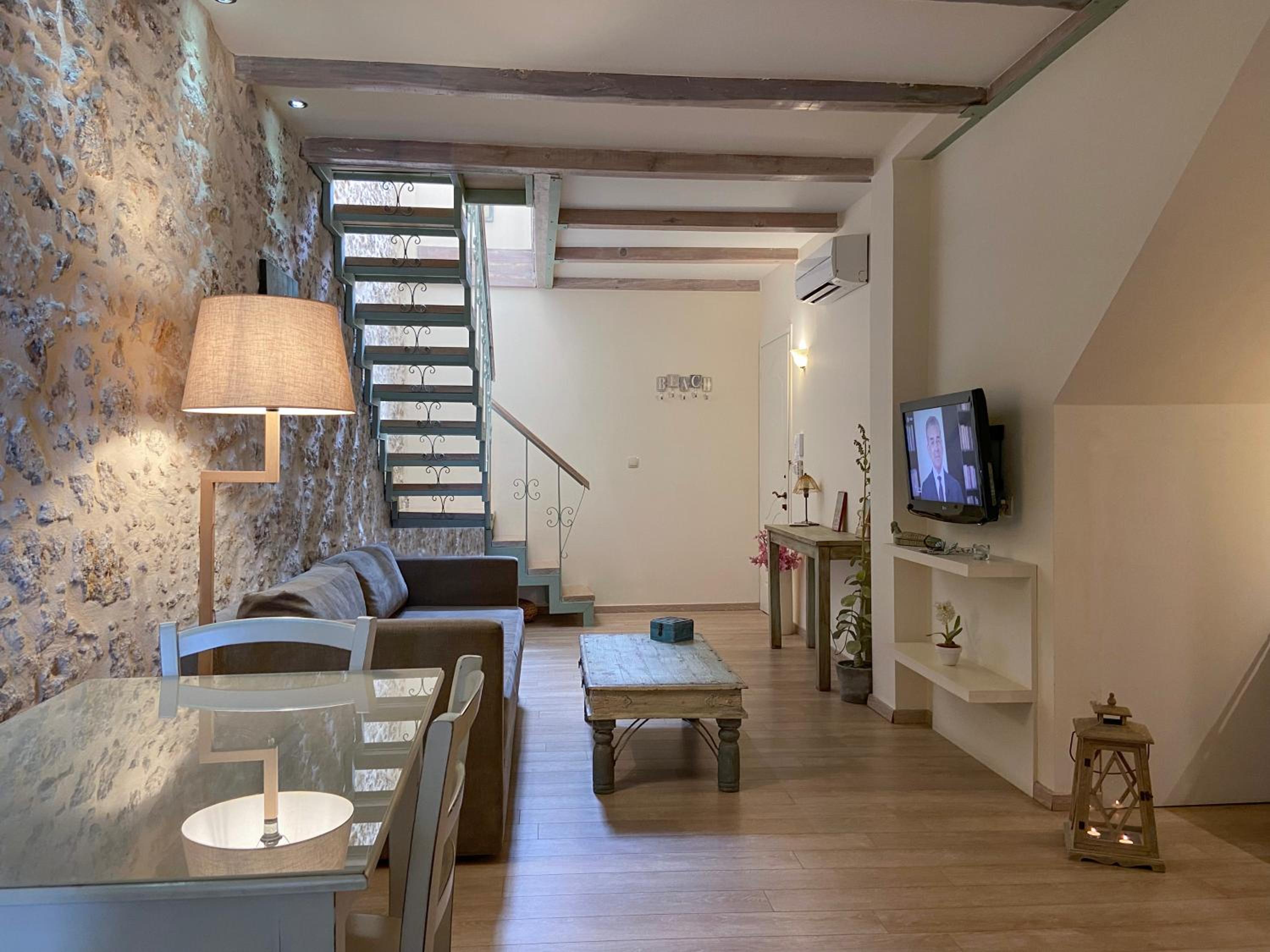 Two-Bedroom Suite - Photo 25