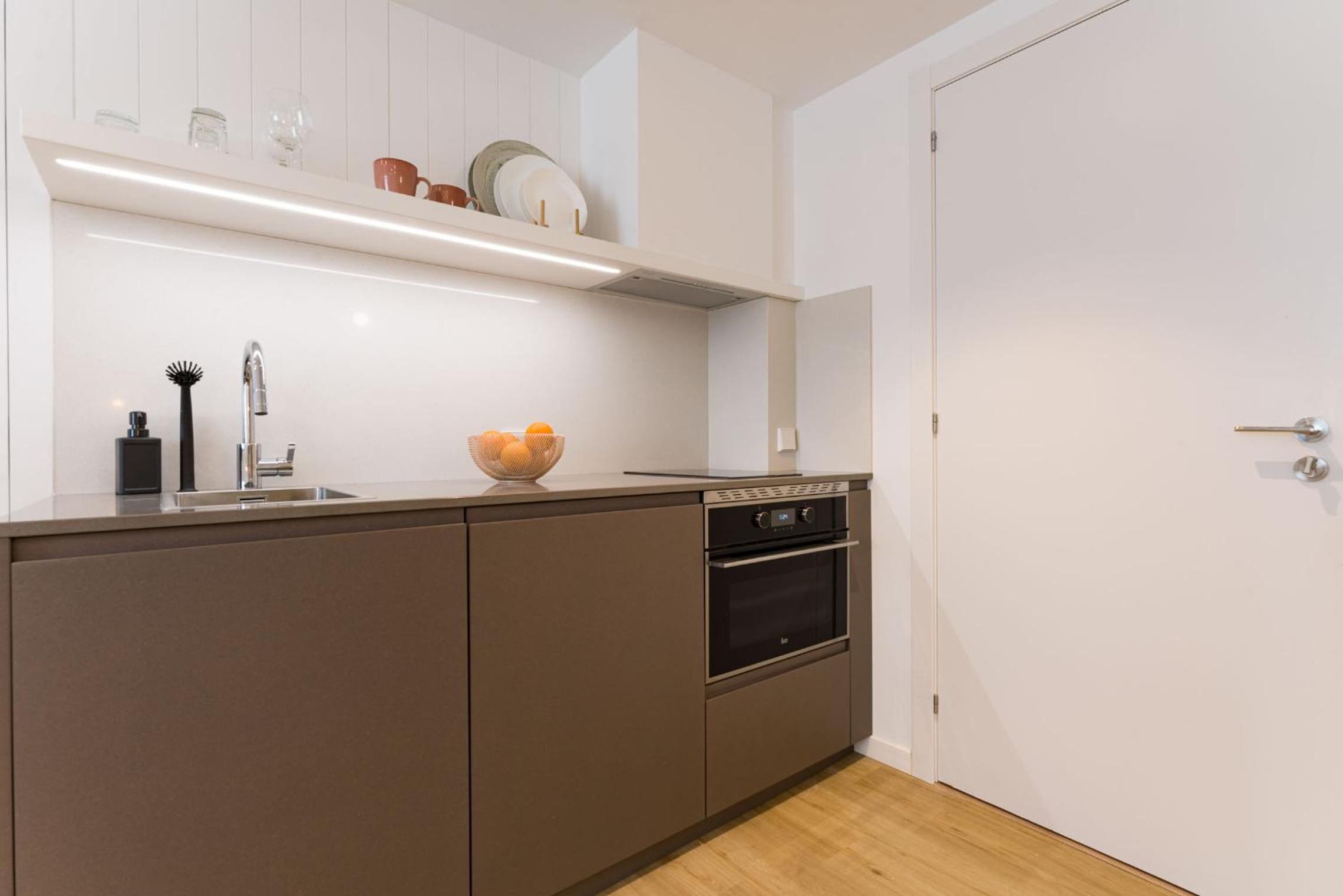 Studio Apartment - Photo 8