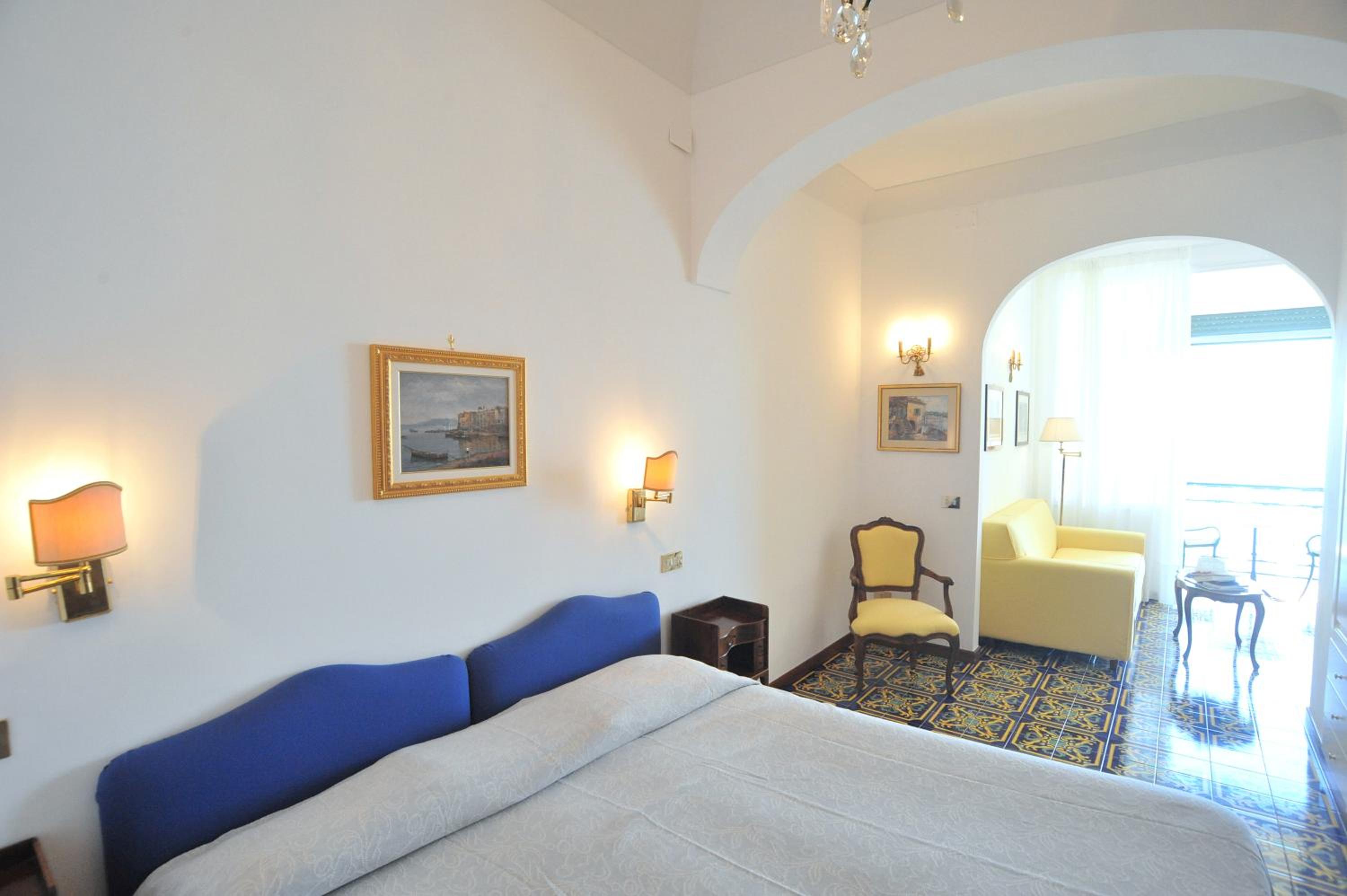 Junior Suite with Sea View - Photo 9