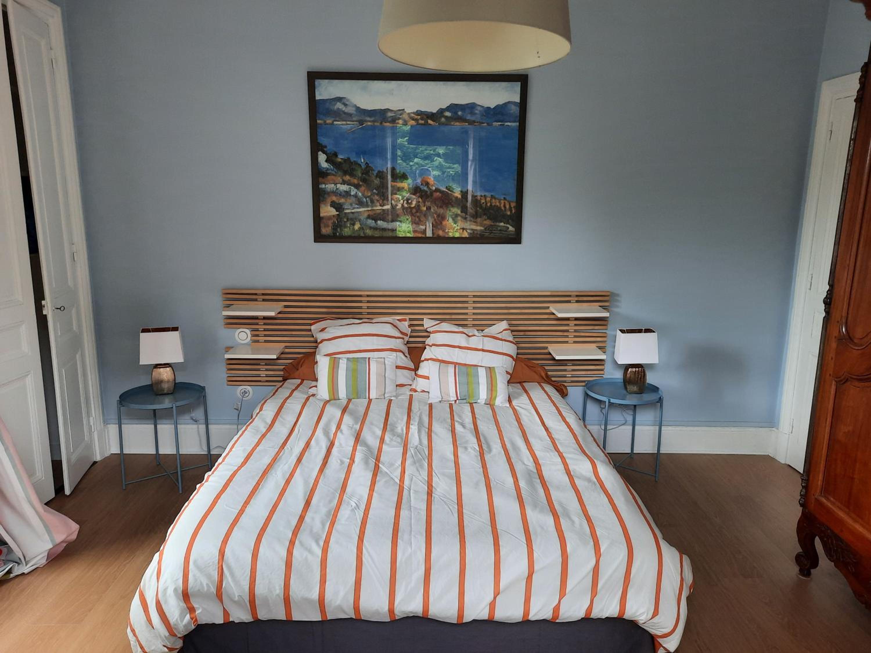Deluxe Family Room - Photo 1
