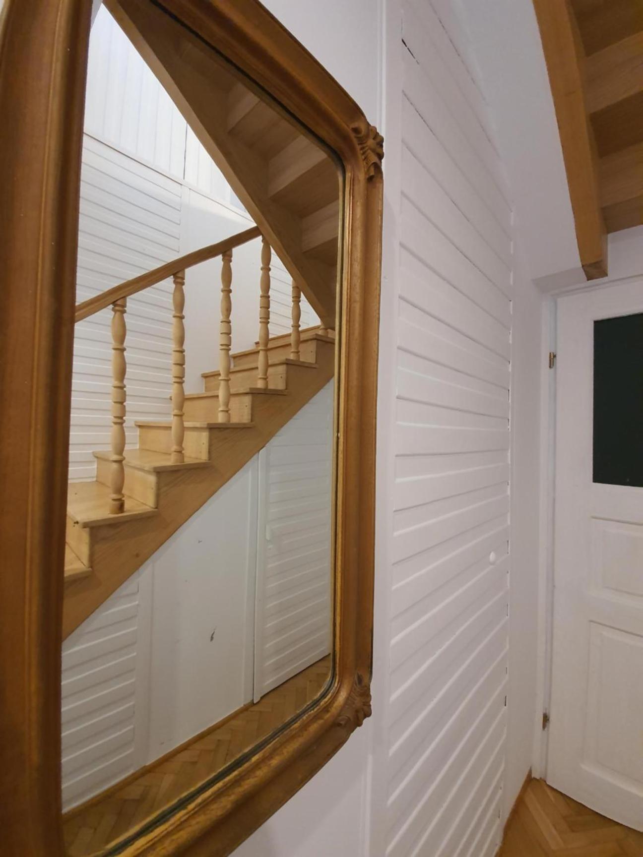 Two-Bedroom Apartment - Photo 2