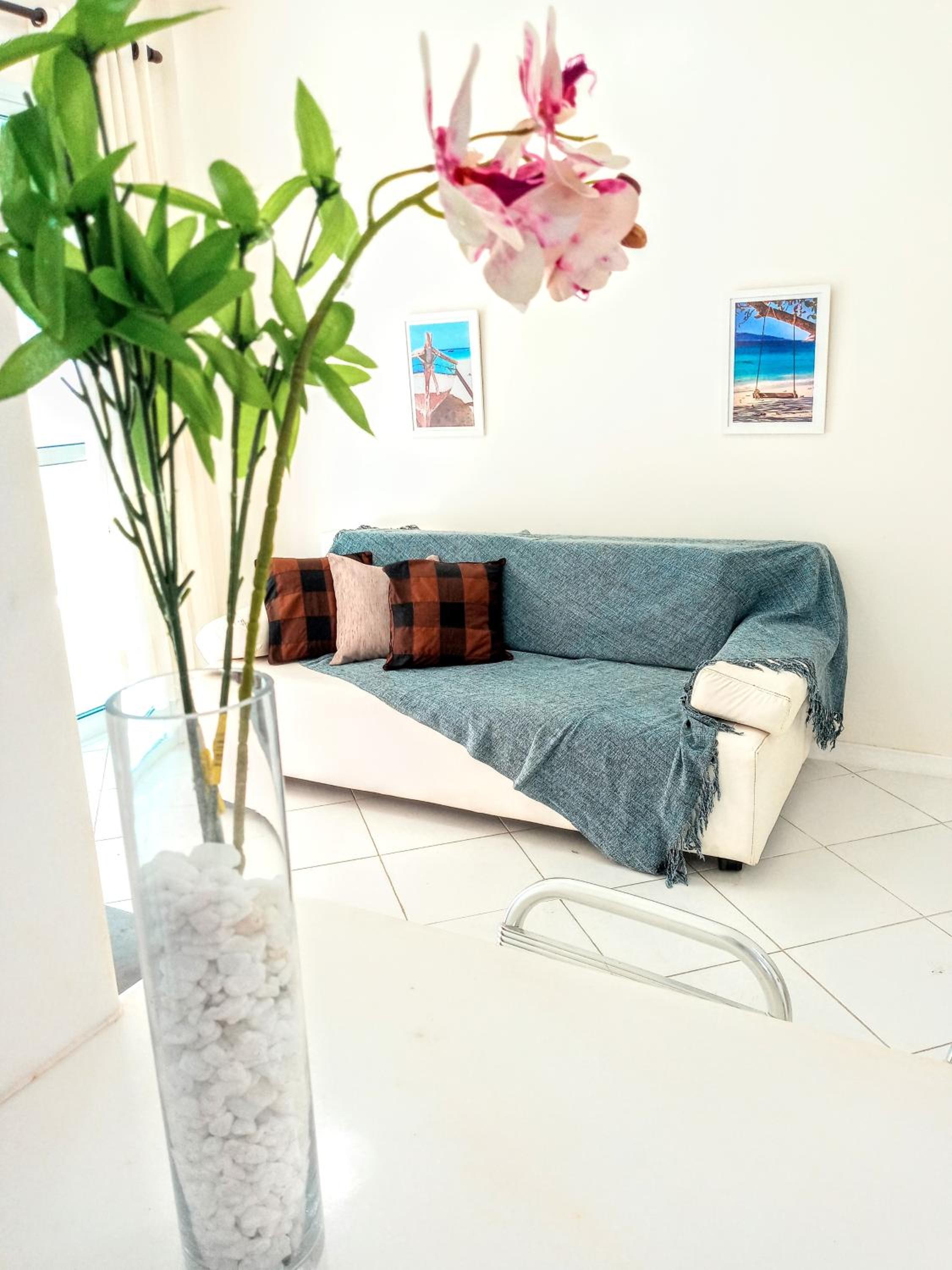 Apartment with Balcony - Photo 32