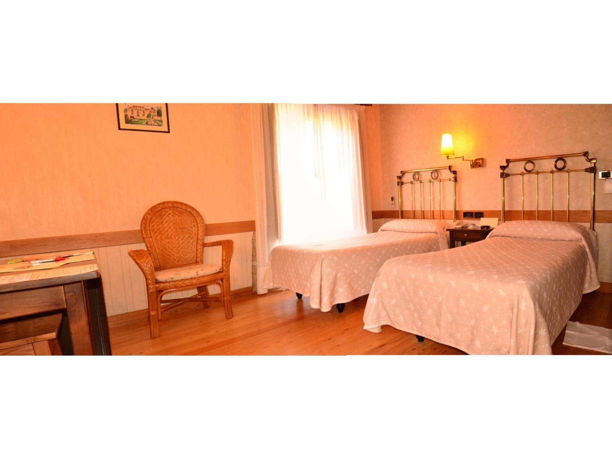 Standard Double Room - Photo 4