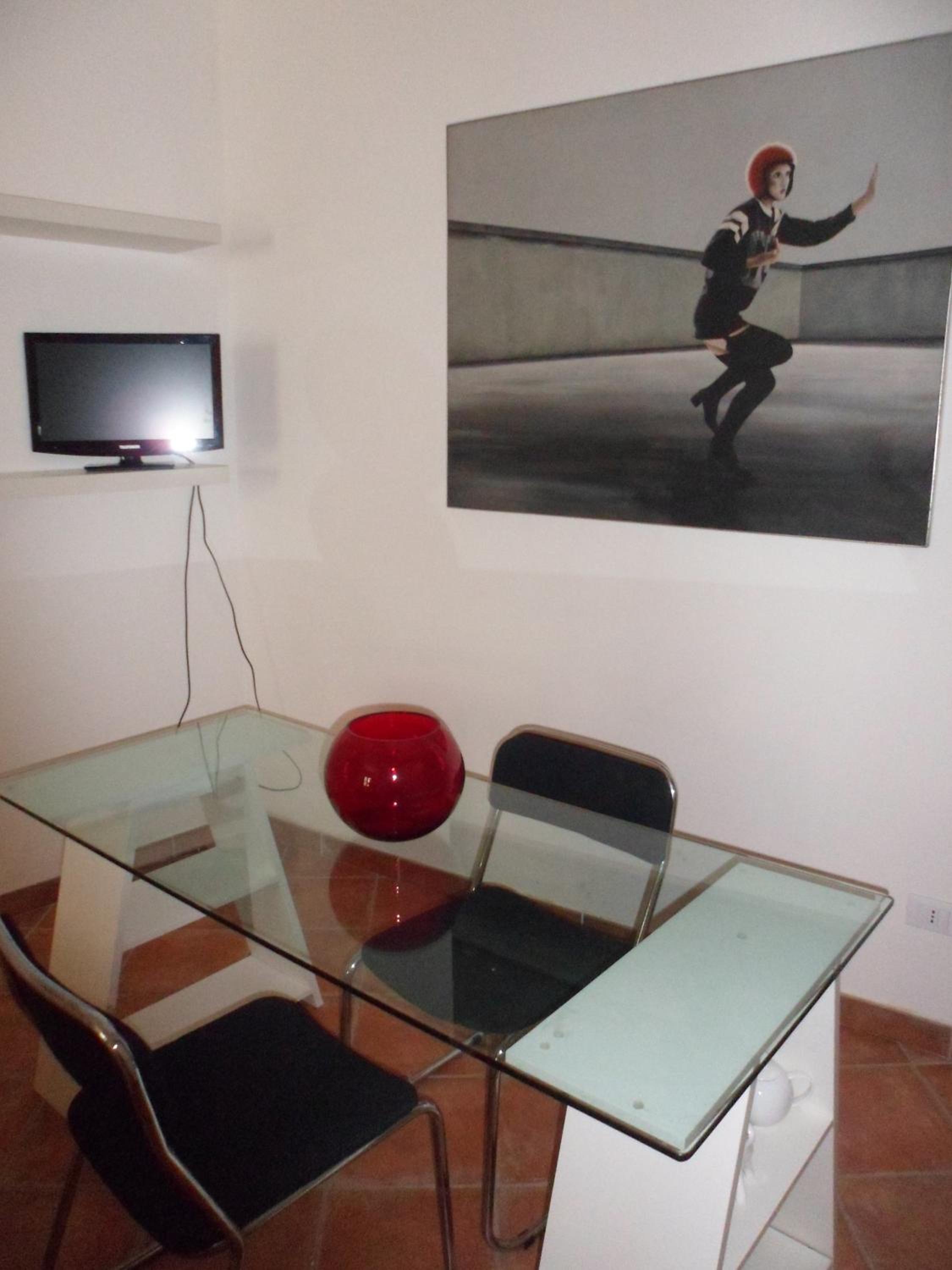 Studio - Photo 19