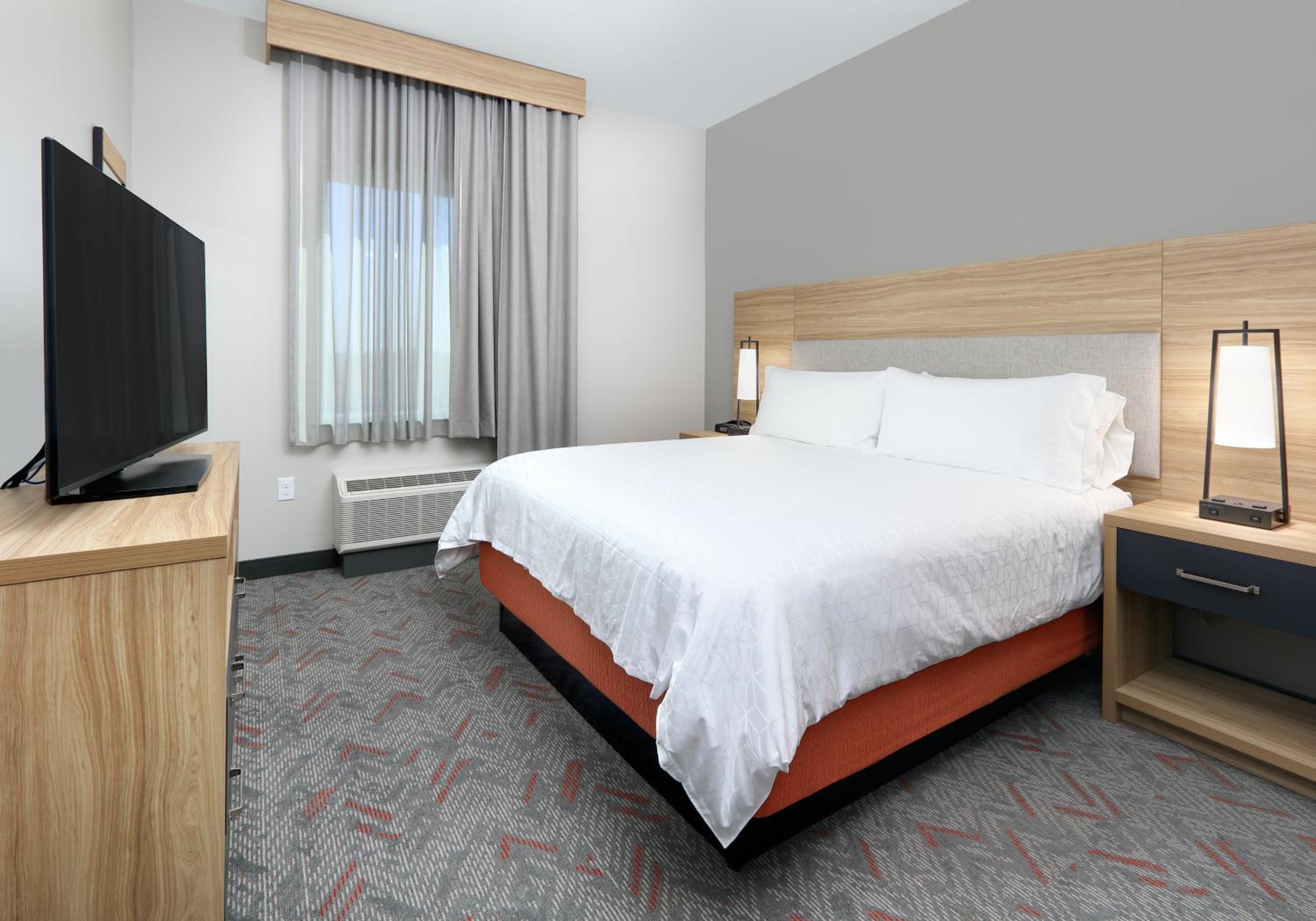 King Studio Suite - Photo 7