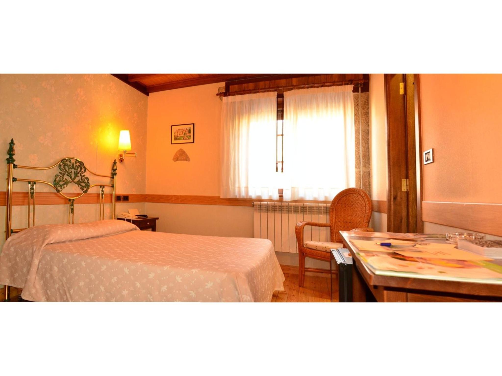 Standard Double Room - Photo 5