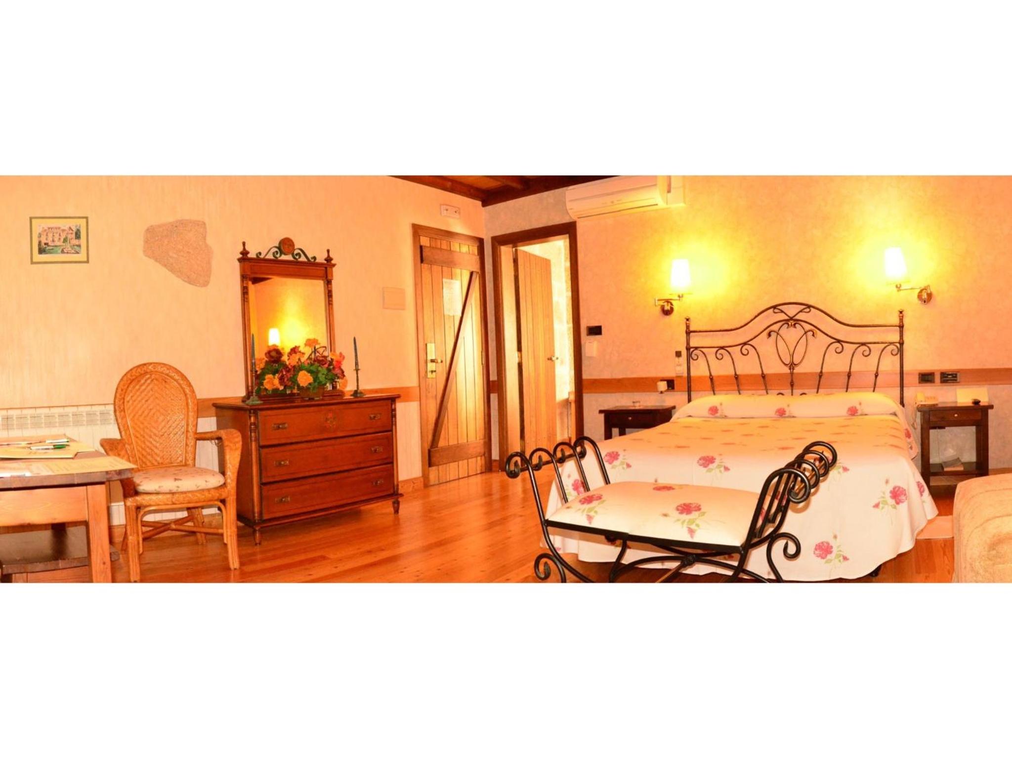 Superior Double Room - Photo 1