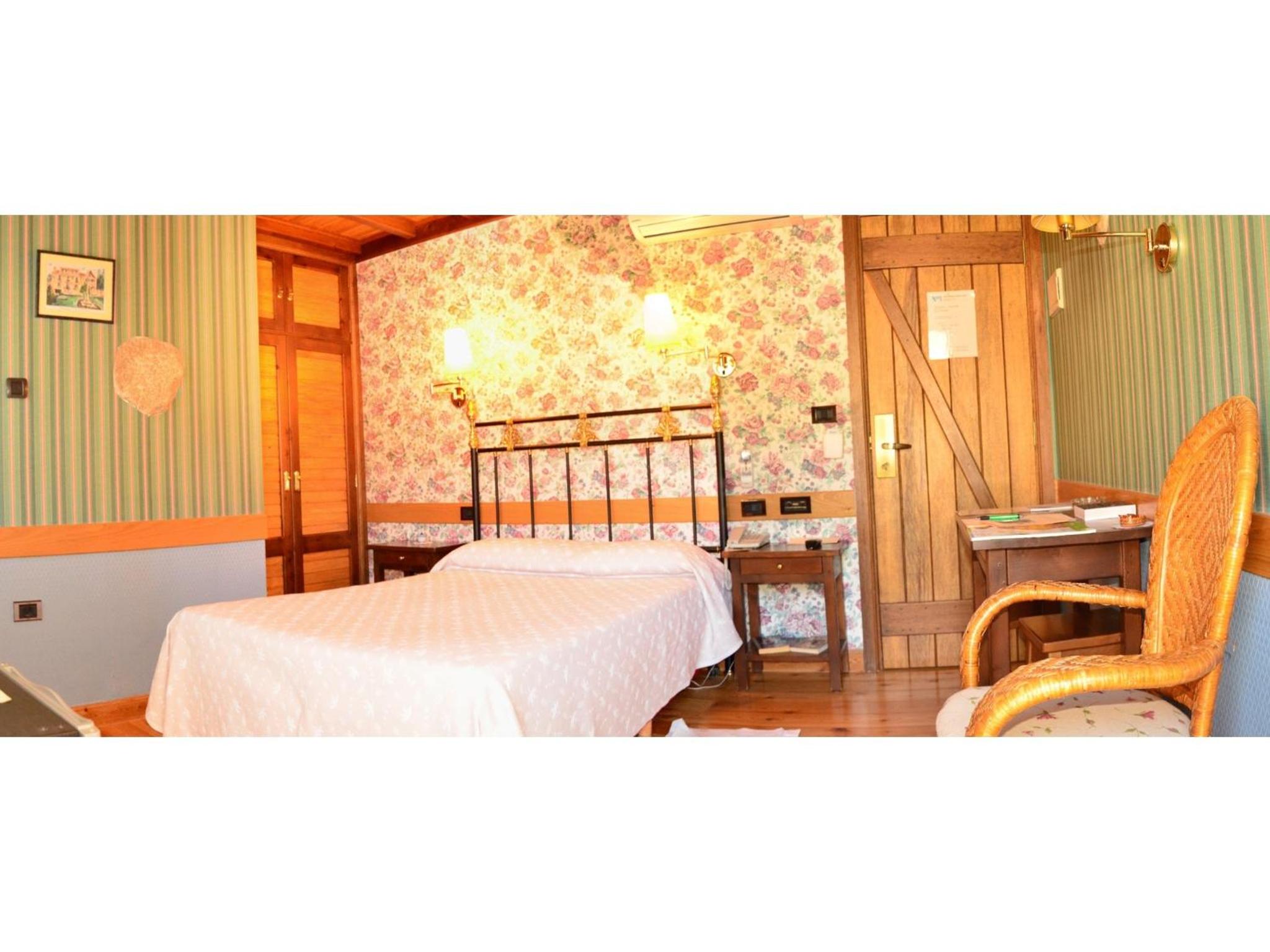 Double Room - Photo 1