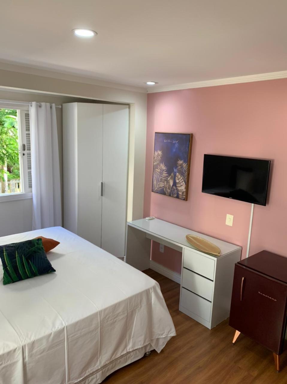 Superior King Suite photo 1