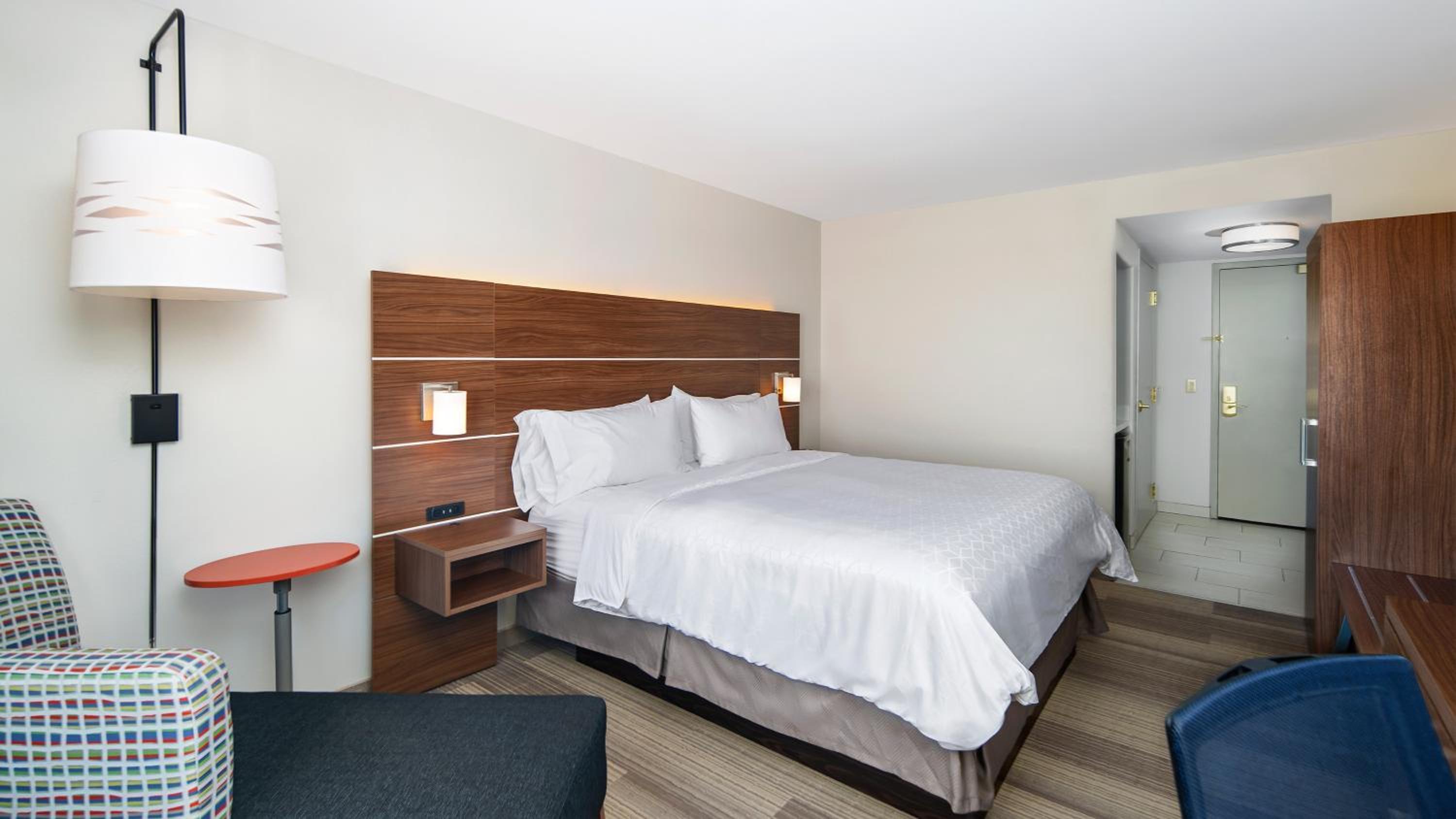 Standard King Room - Photo 1