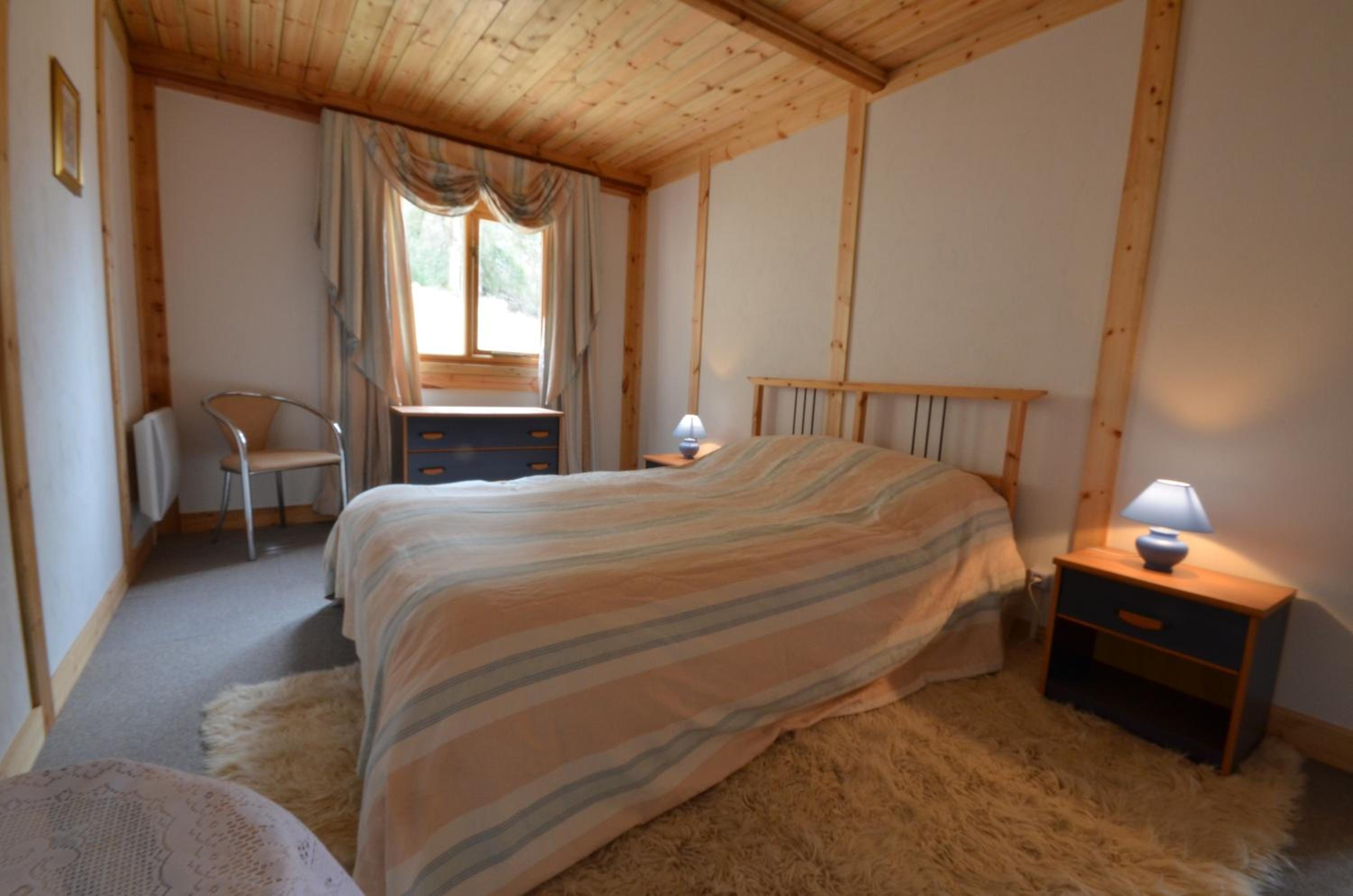 Two-Bedroom House photo 2
