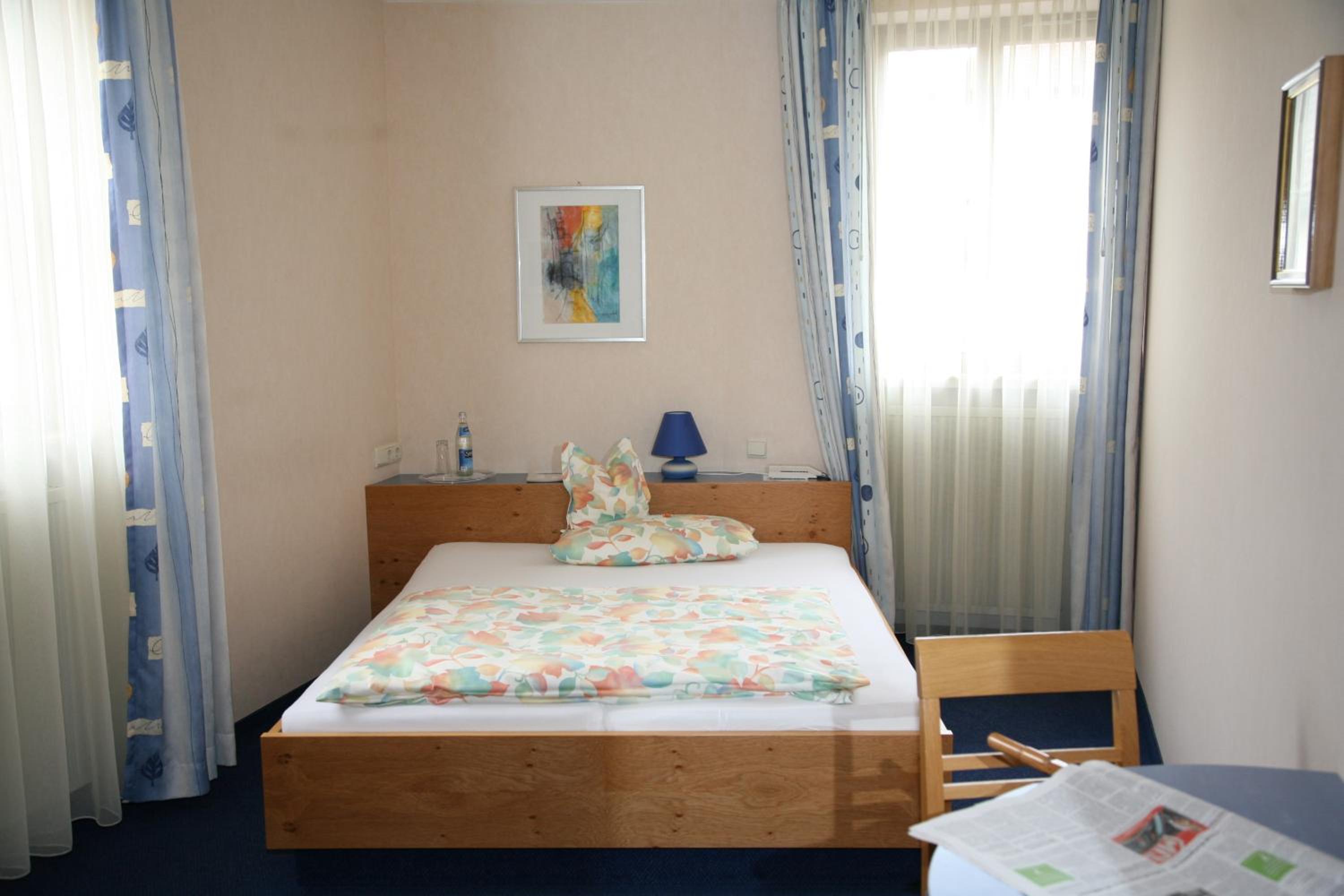 Standard Double Room - Photo 1