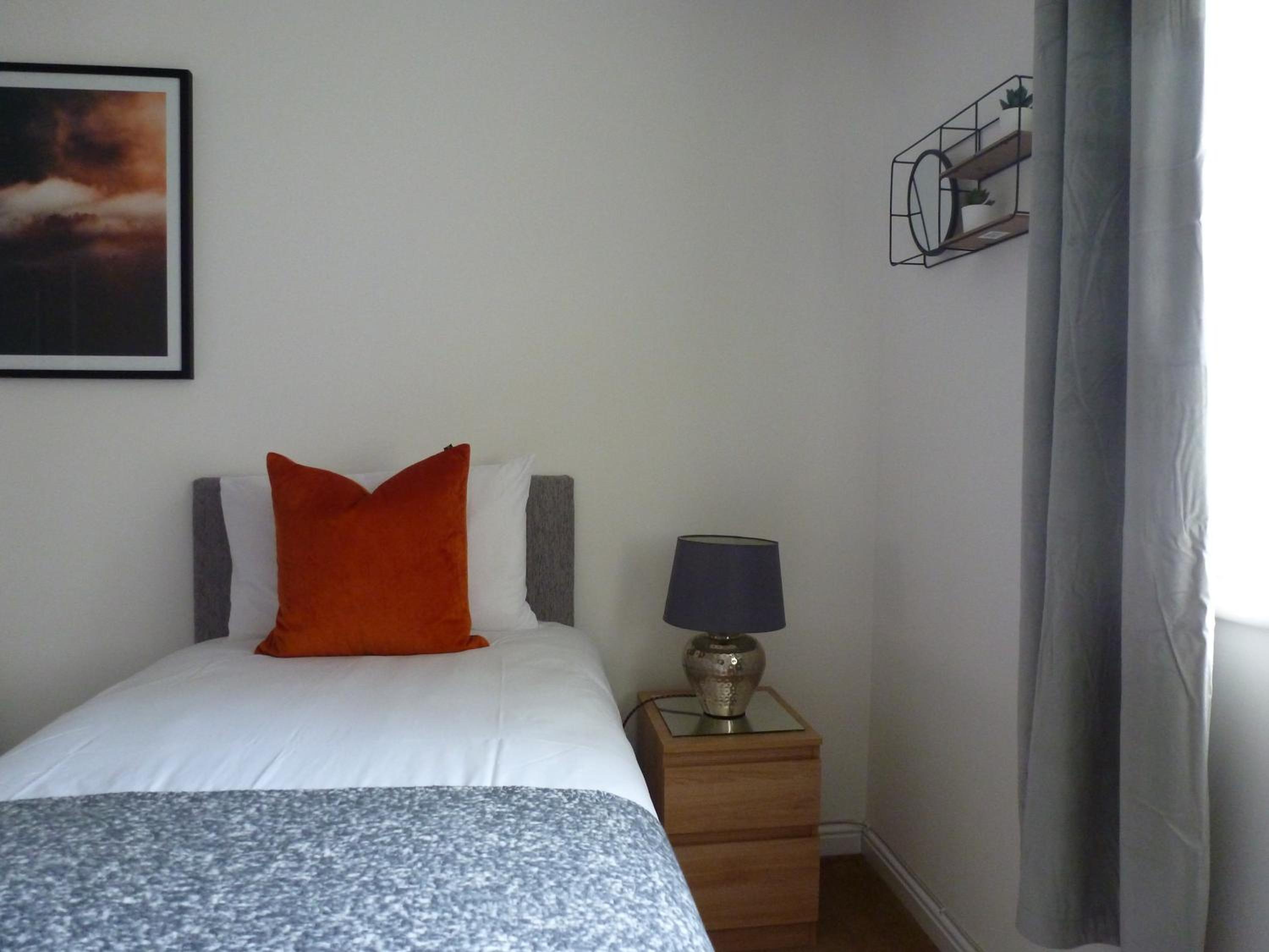 Two-Bedroom Apartment photo 3