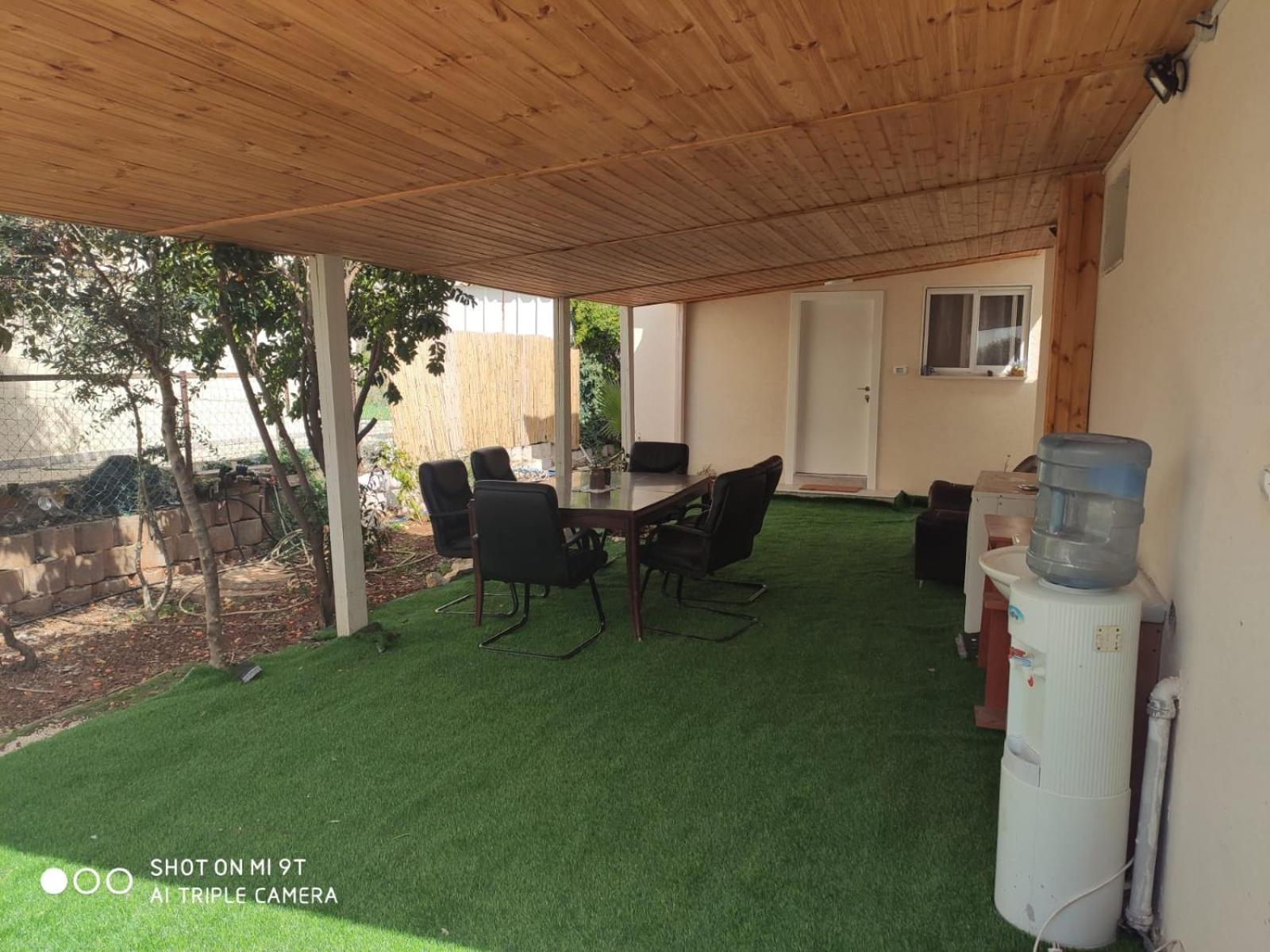 One-Bedroom Apartment - Photo 2