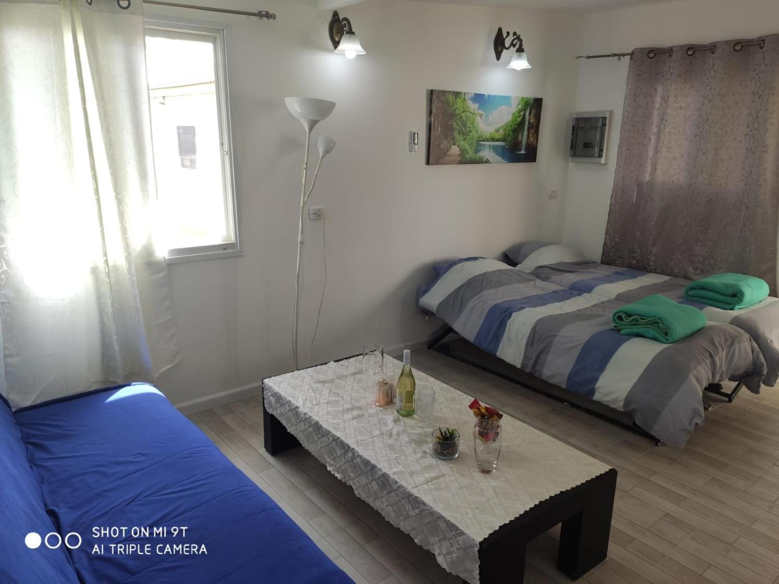 One-Bedroom Apartment - Photo 11