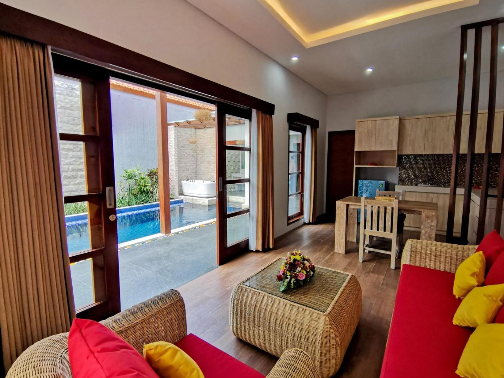 Royal - One Bedroom Villa with Private Pool thumbnail 5