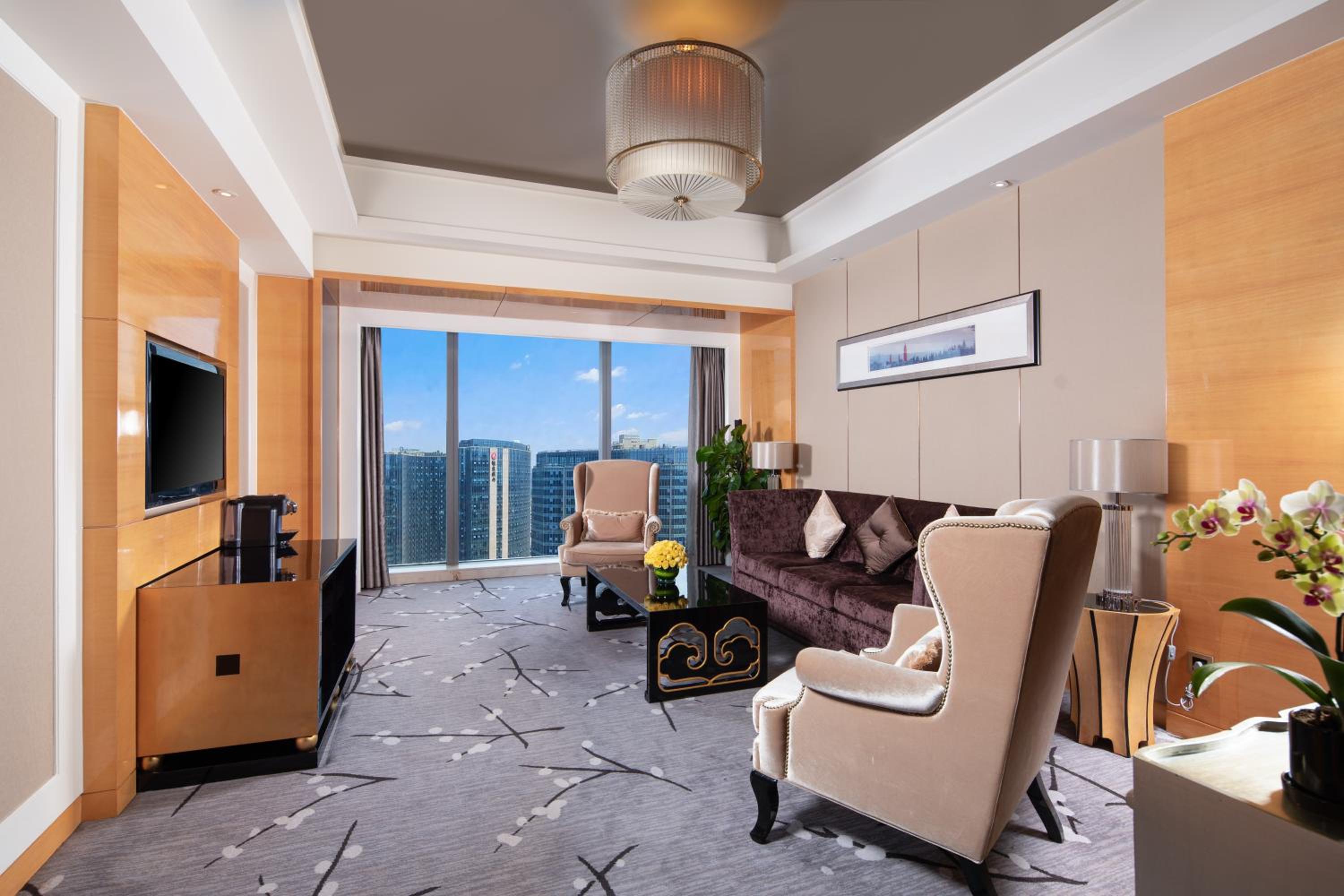 Executive Suite photo 2