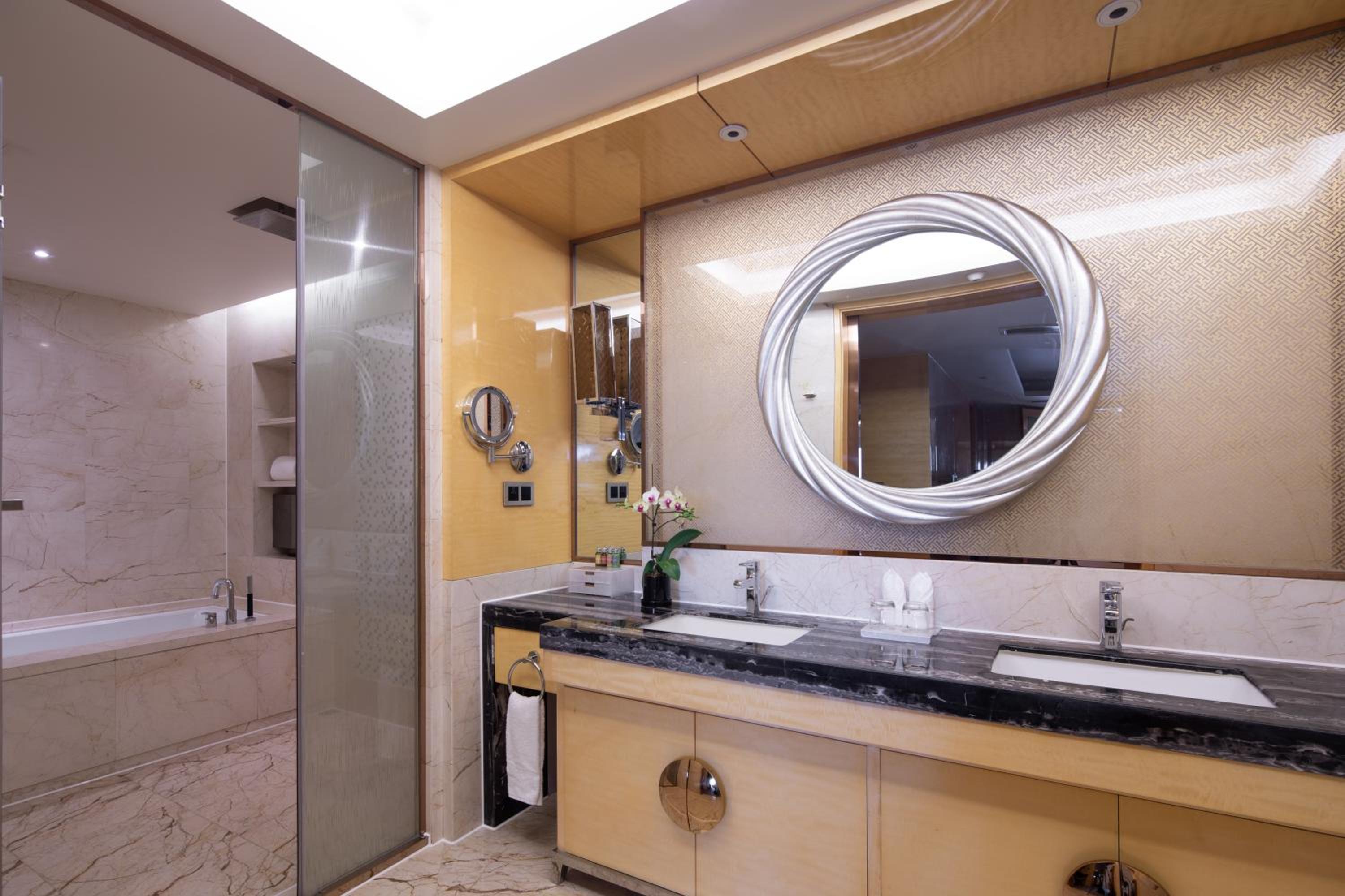 Executive Suite photo 3