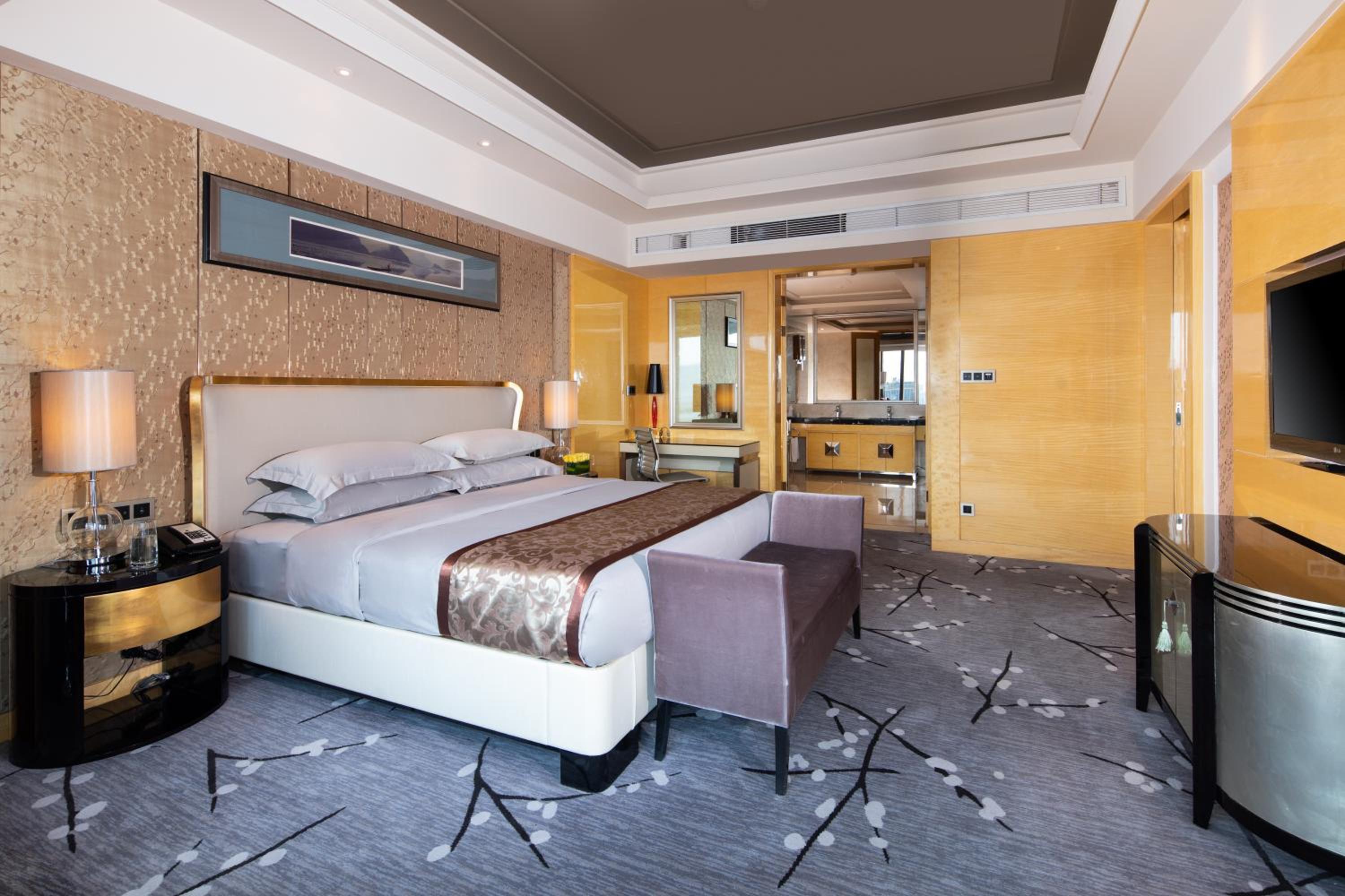 Executive Suite photo 1