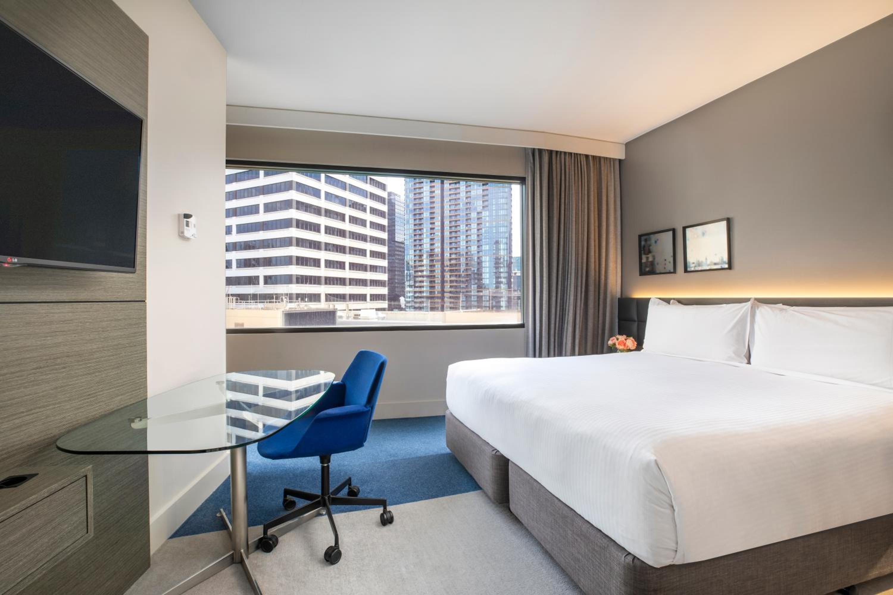 Standard King Room - Photo 1