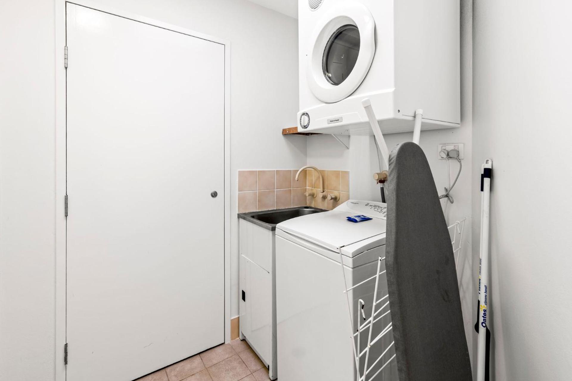 Three-Bedroom Apartment - Photo 12