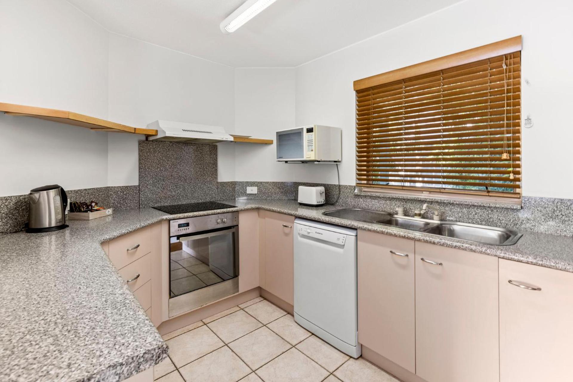 Three-Bedroom Apartment - Photo 13