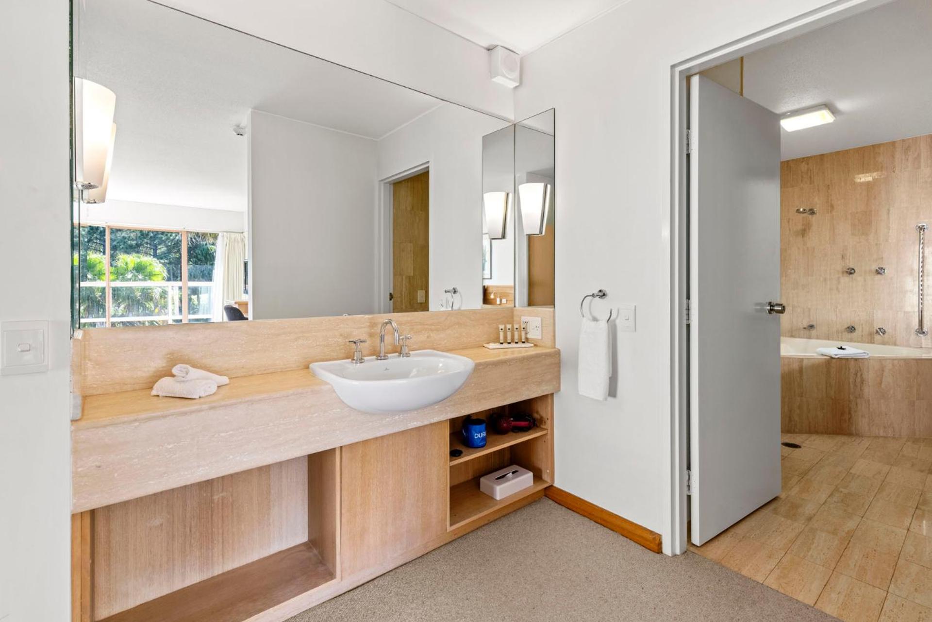 Three-Bedroom Apartment - Photo 10