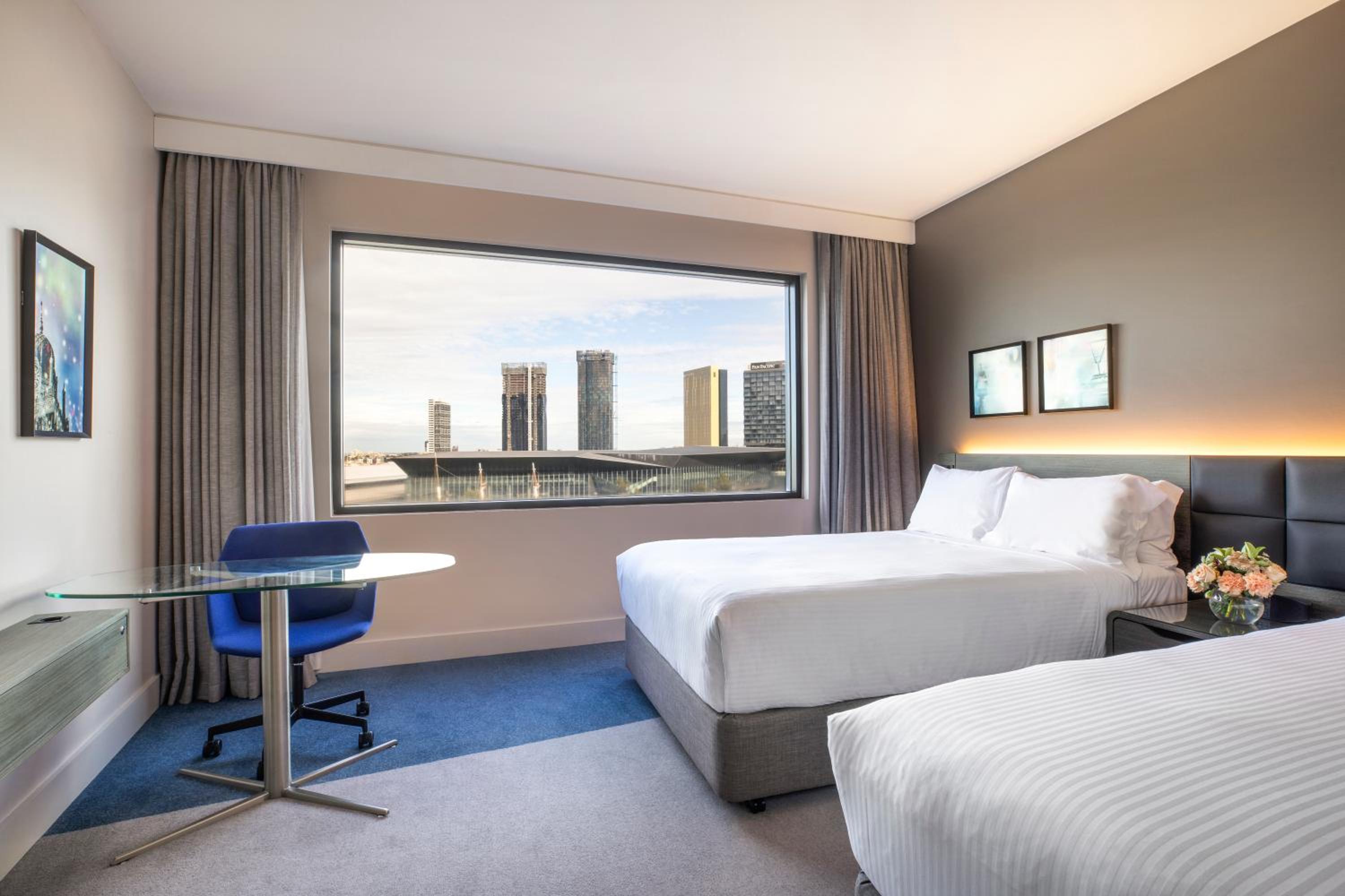 Standard Double Room with Two Double Beds and River View - Photo 1