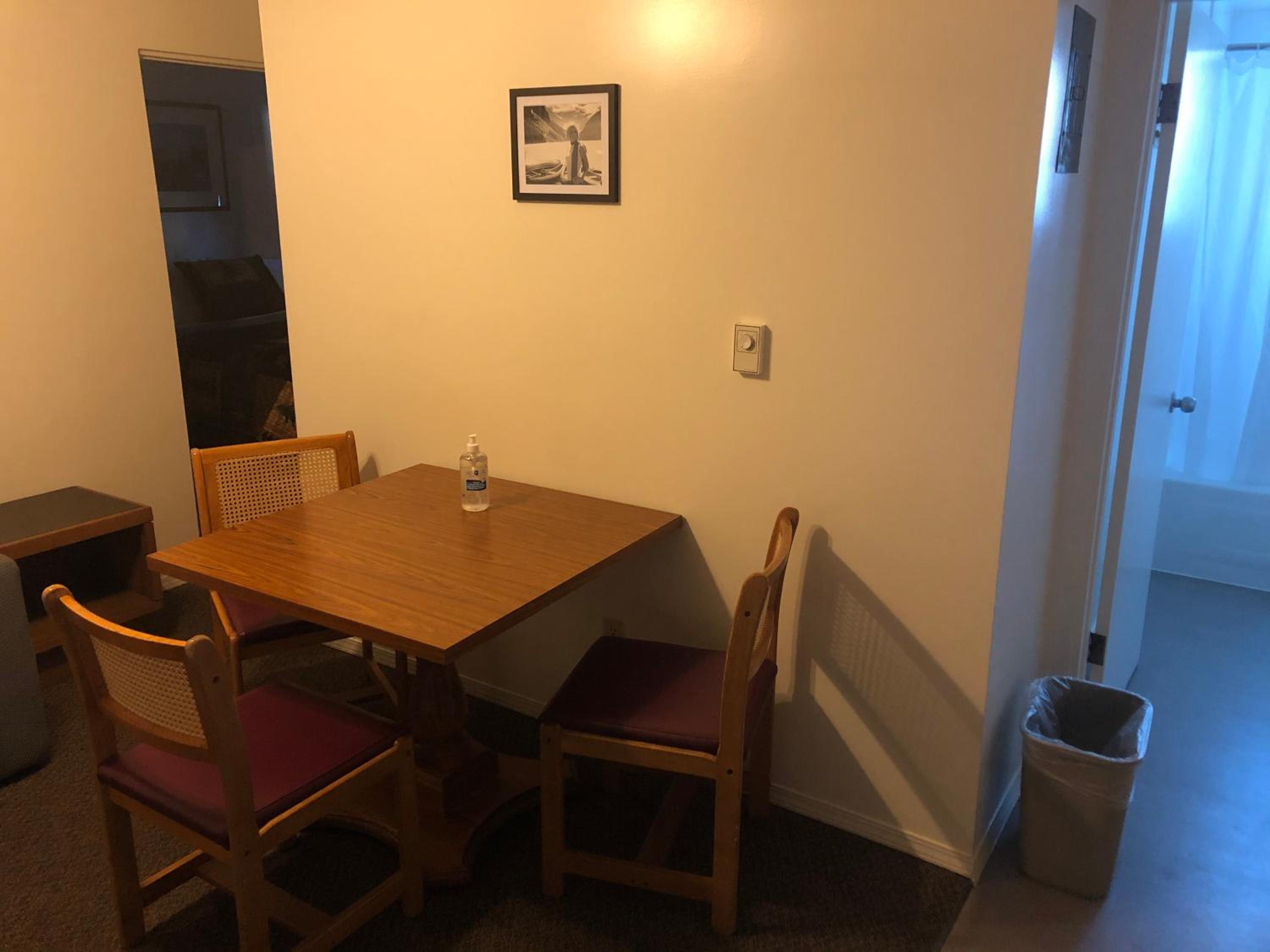 Two-Bedroom Suite with Kitchen - Photo 2