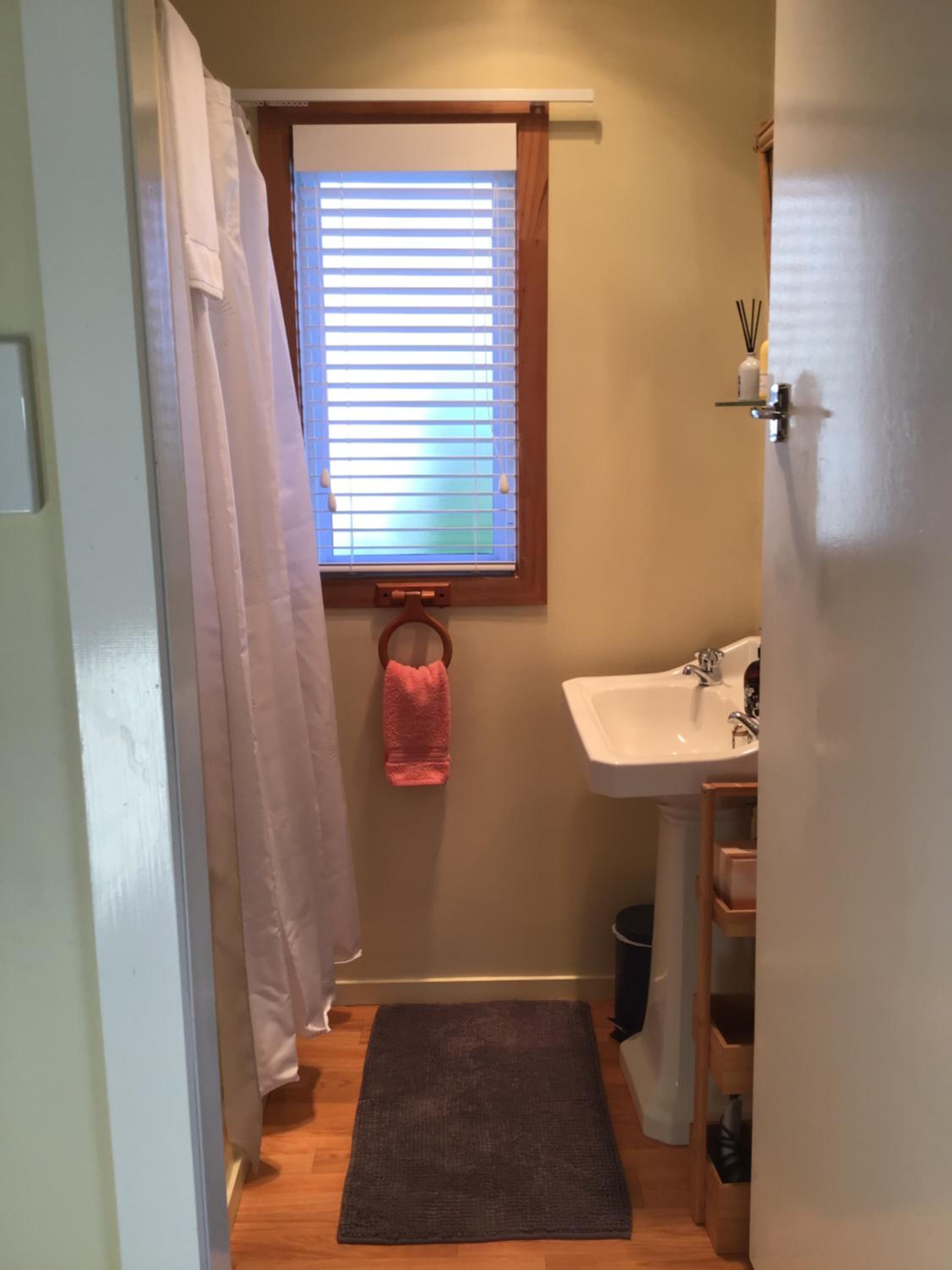 Cottage with Garden View - Photo 15