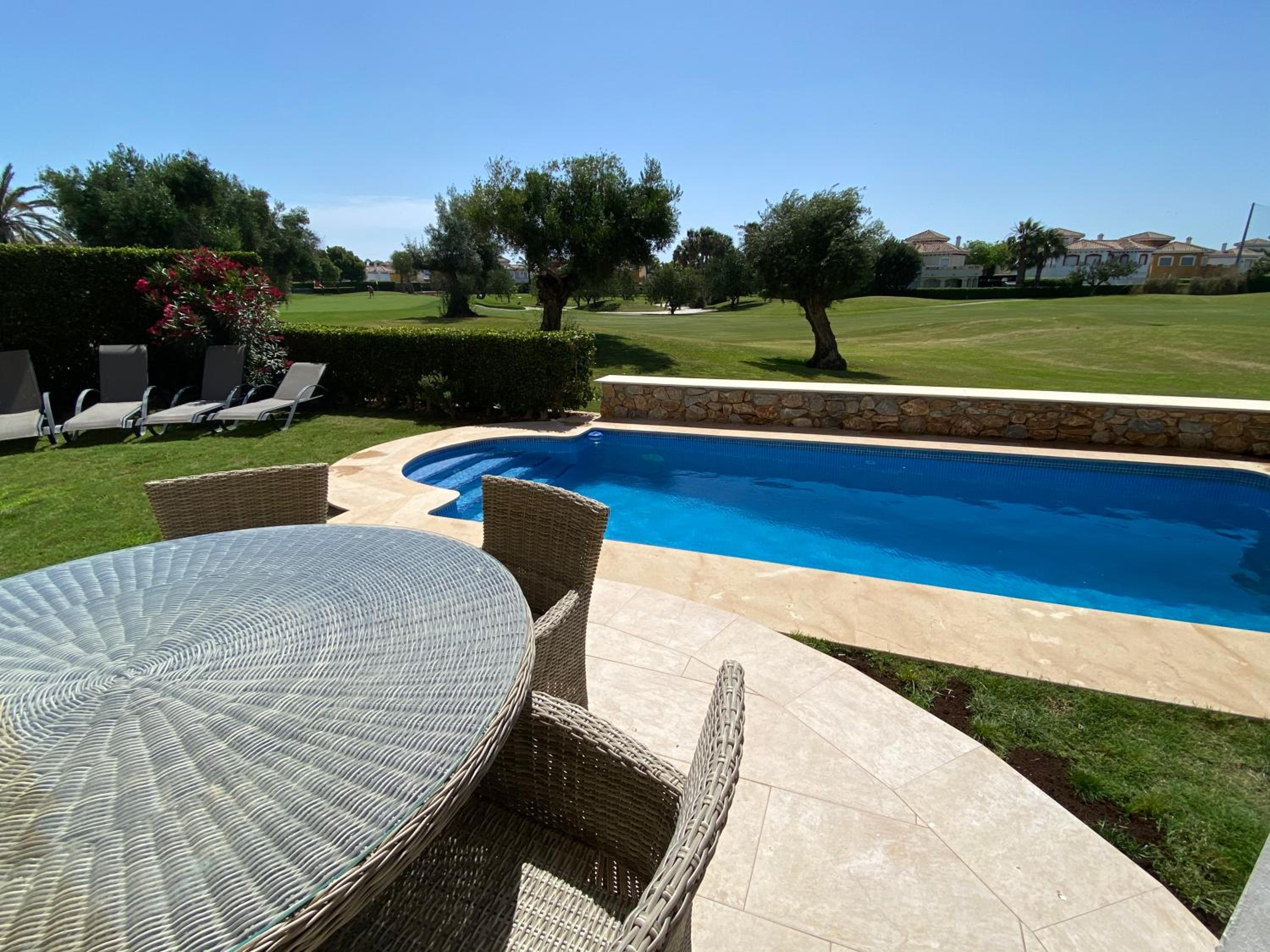 Villa with Private Pool - Photo 51
